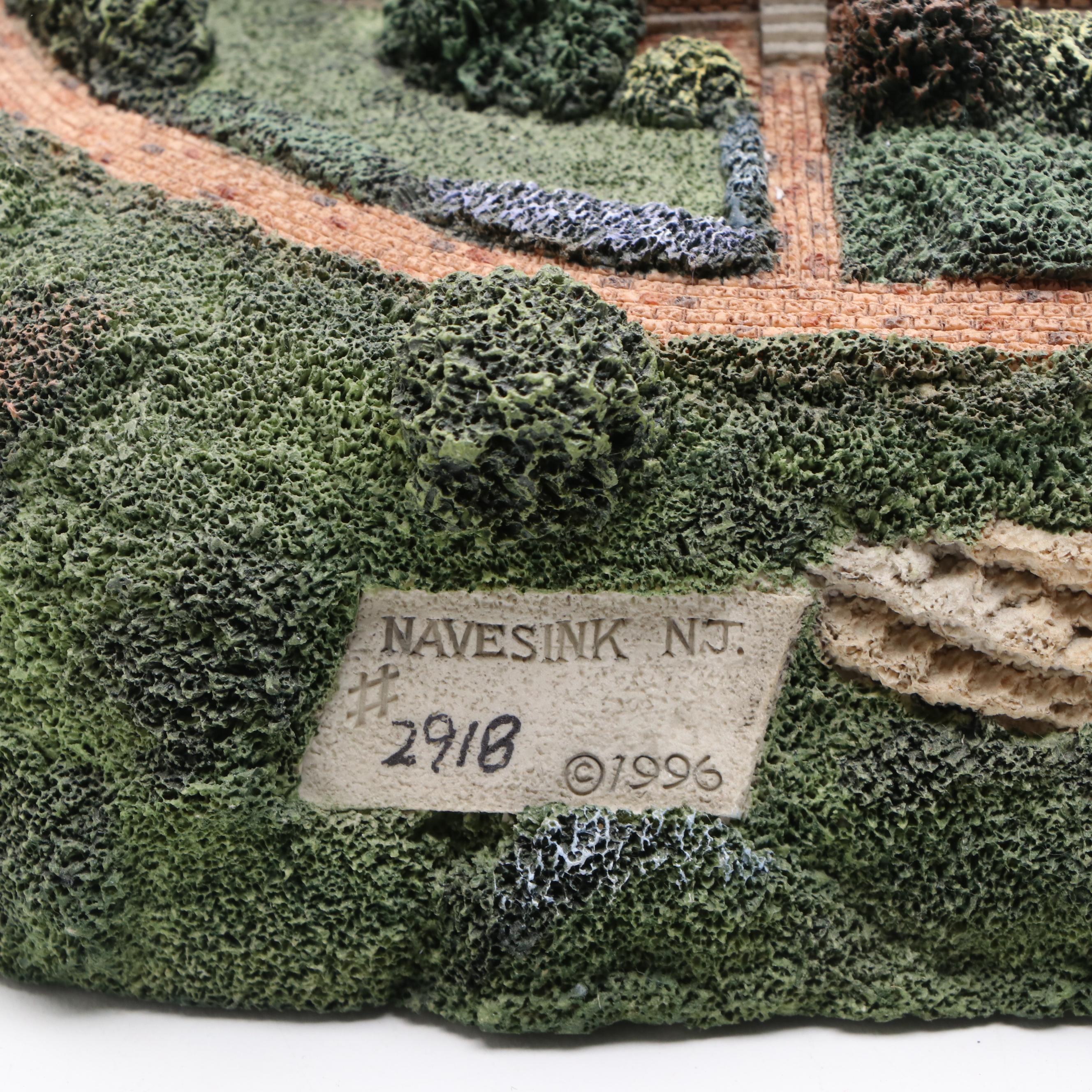 Harbour Lights "Navesink" Lighthouse Figurine