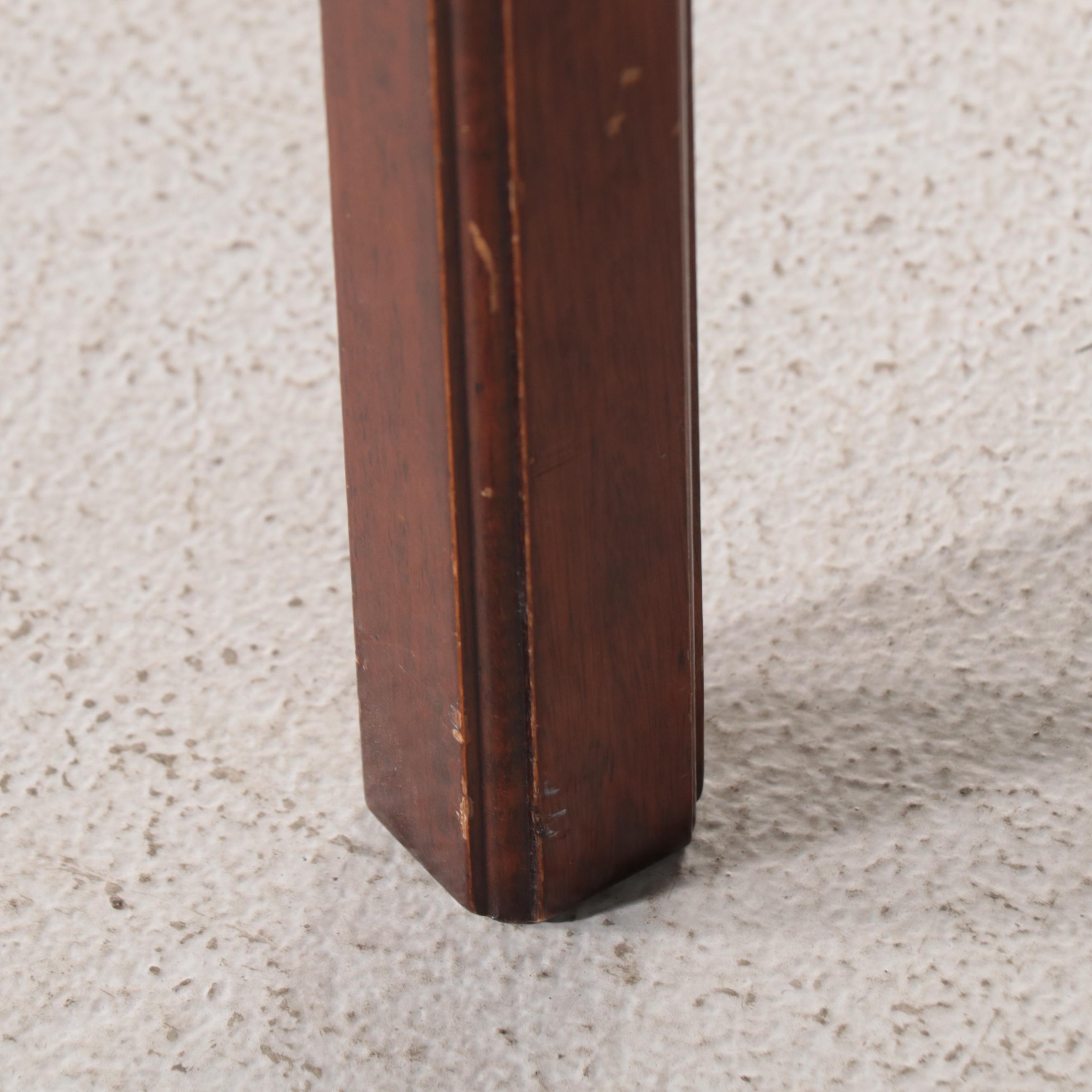 The Bombay Company Chippendale Style Mahogany-Stained Butler's Tray Coffee Table