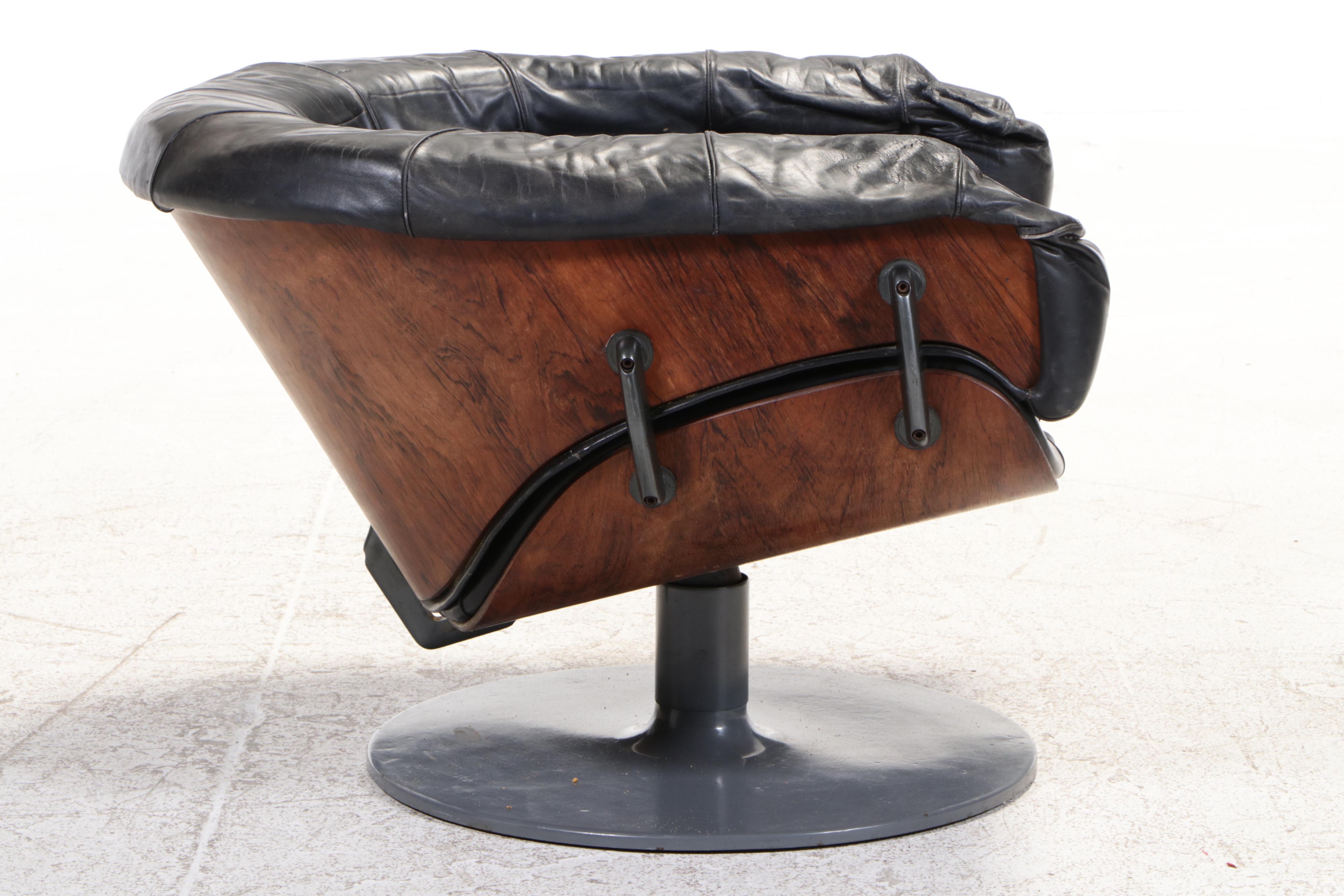 Martin Grierson for Arflex Laminated Rosewood and Leather "London" Lounge Chair