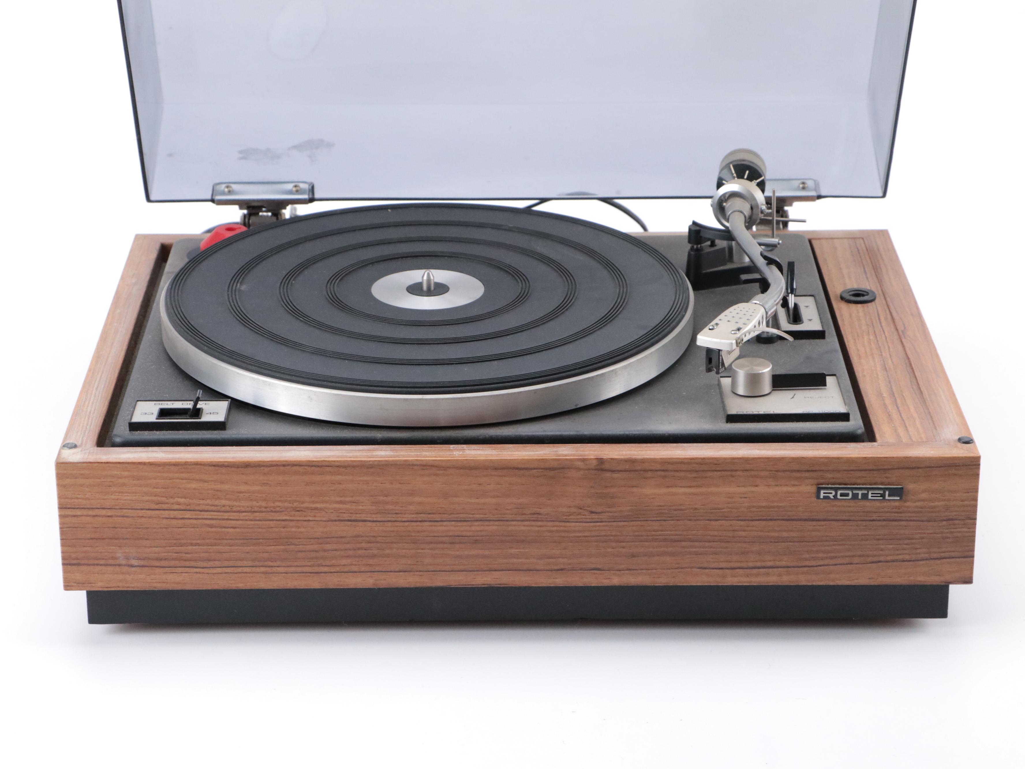 Rotel RP-1100Q Record Player