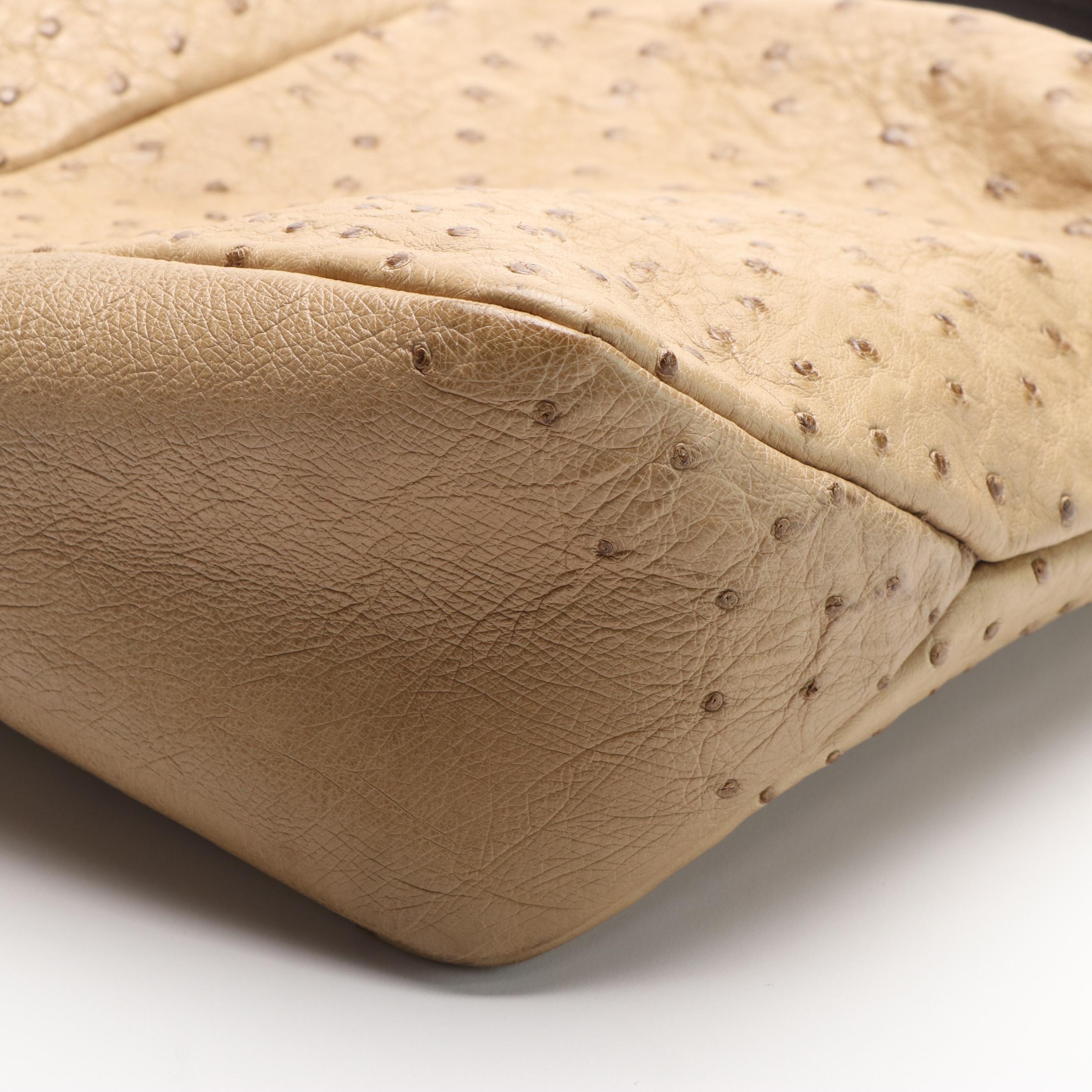 Gucci Horsebit Shoulder Bag in Ostrich Leather