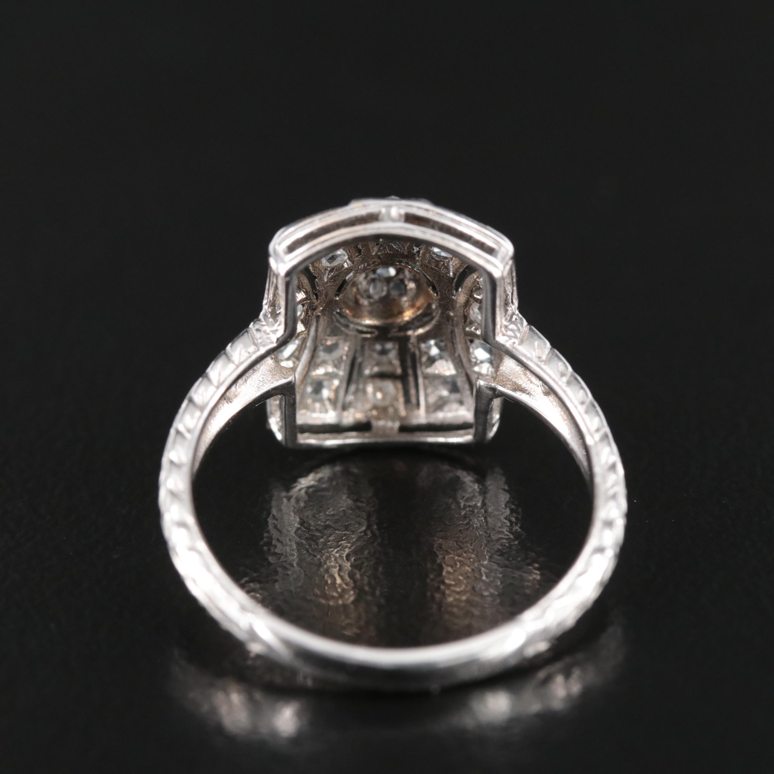 Art Deco 18K 0.25 CTW Diamond Ring