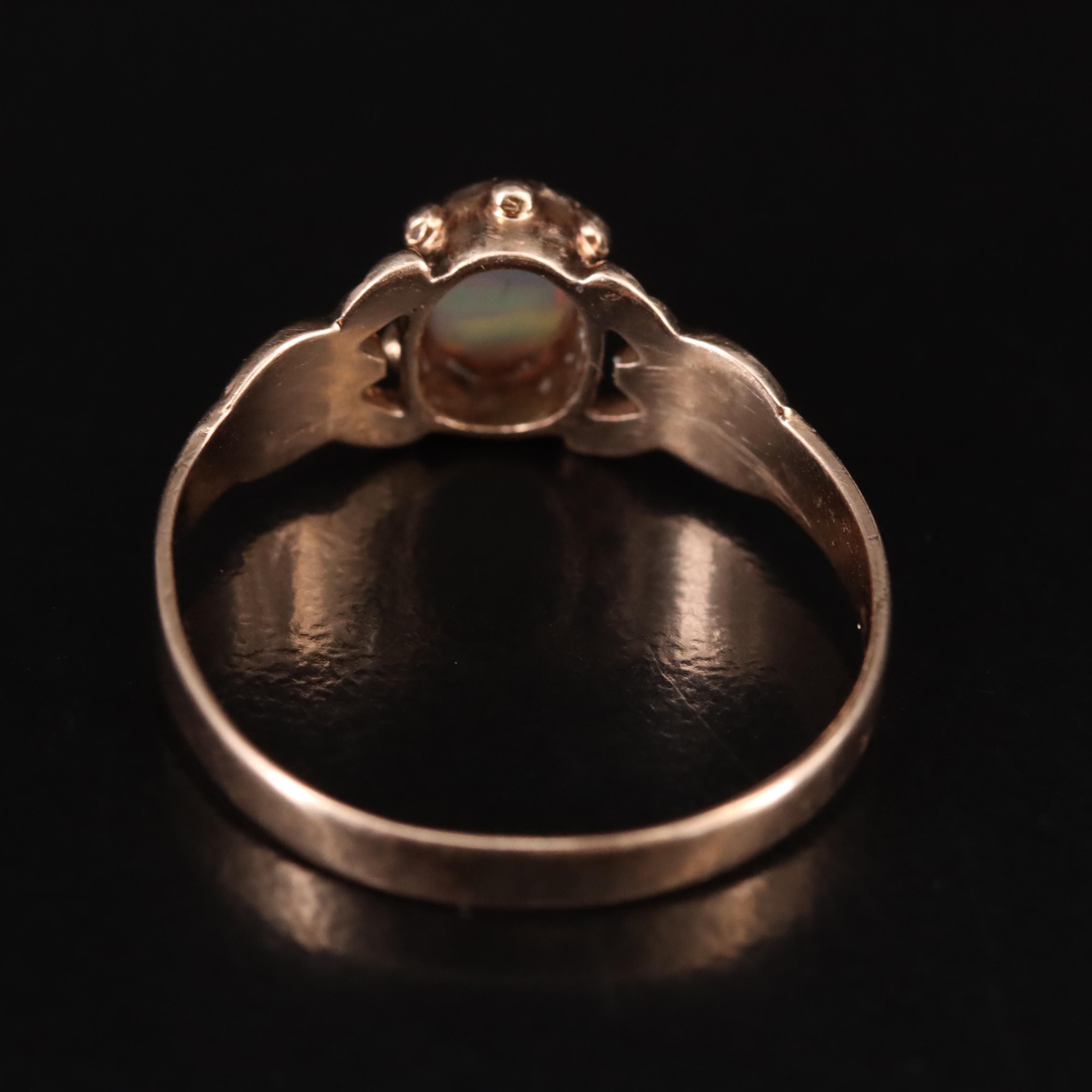Vintage 10K Solitaire Opal Ring