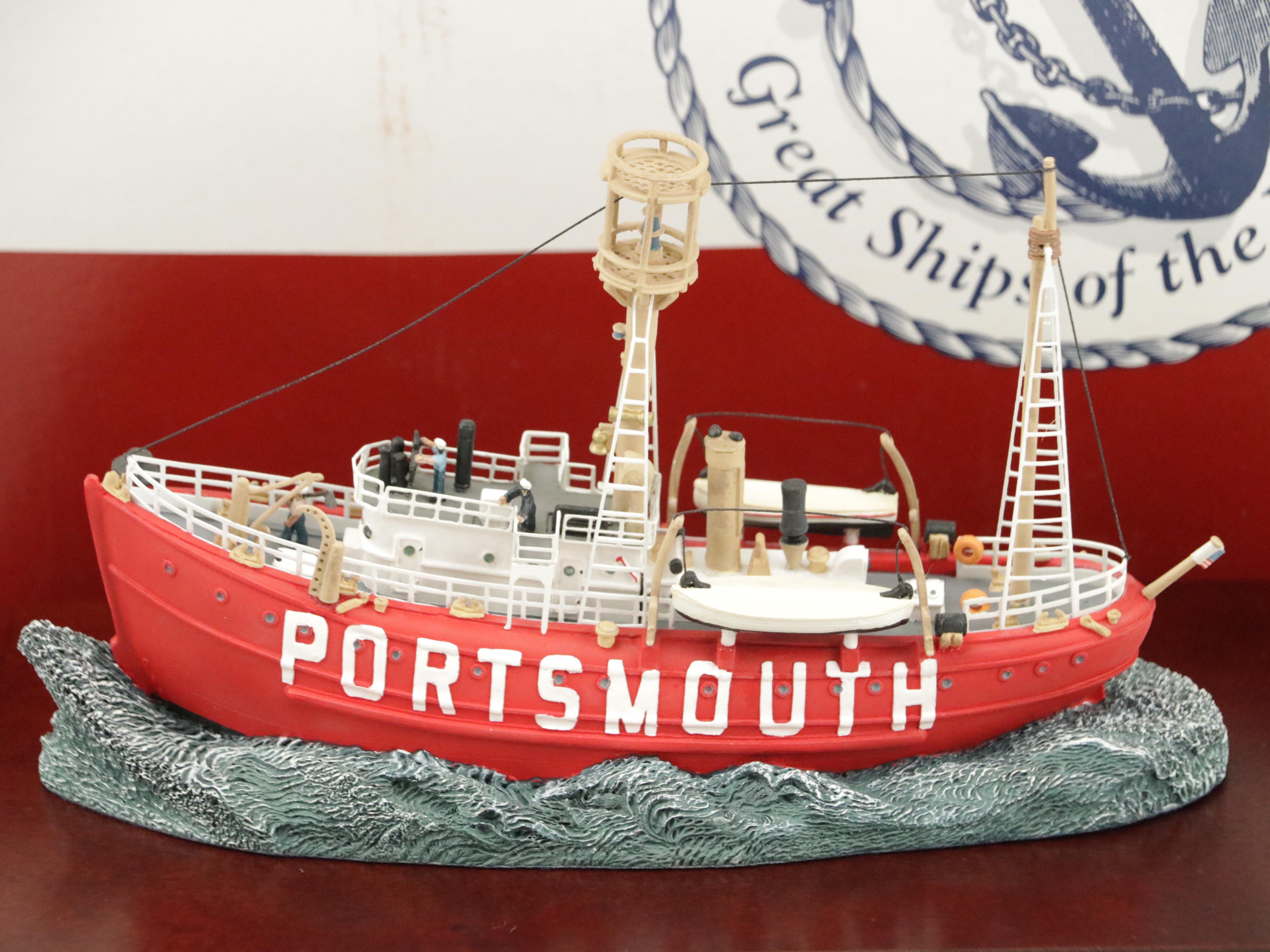Anchor Bay "The Columbia" and "The Portsmouth" Model Ships and Display Cases