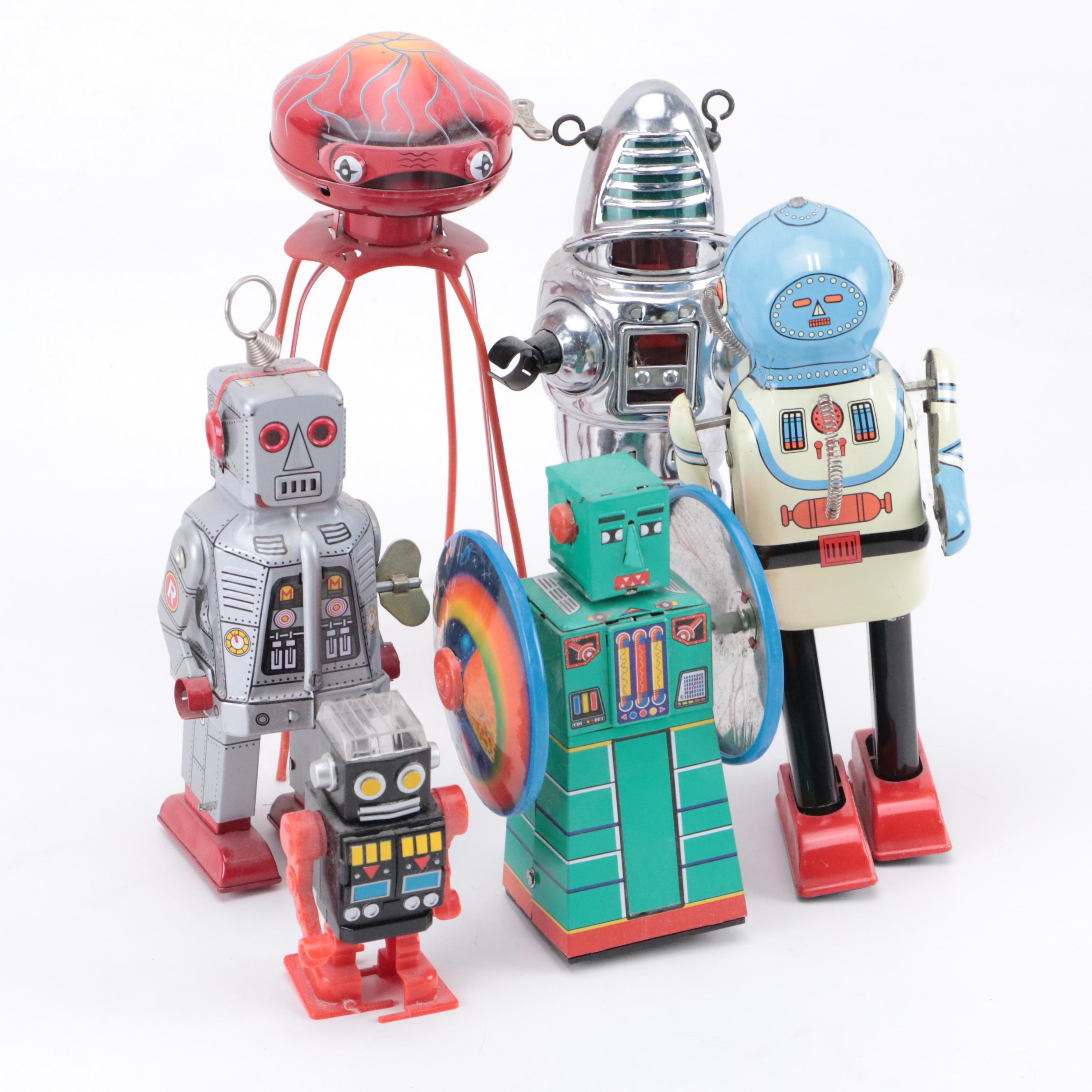 Wind-Up Tin Lithograph Toy Robots with Alien Walker, Late 20th/ Early 21st C.