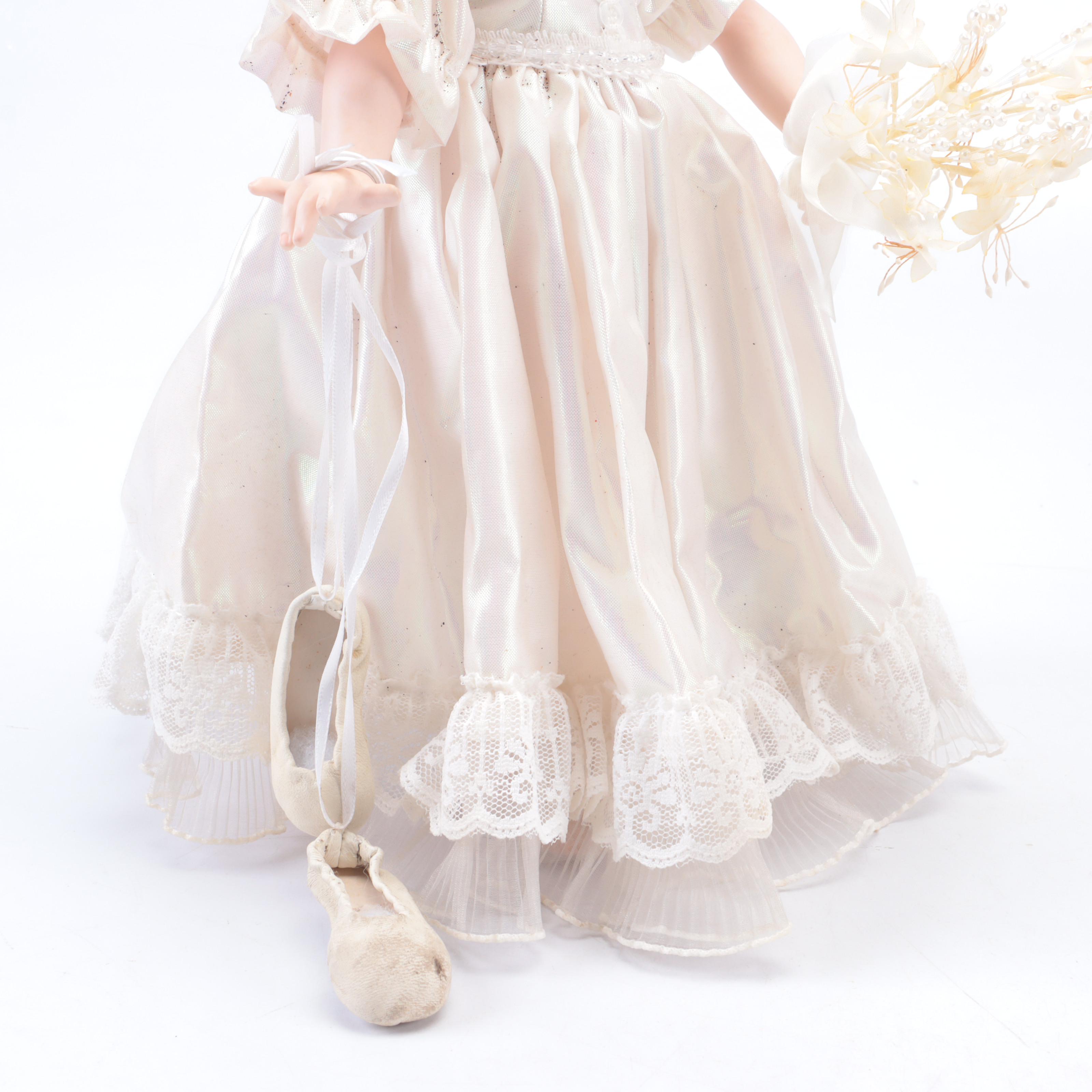 Franklin Heirloom Maryse Nicole "Blushing Rose" Porcelain Doll with Other Dolls