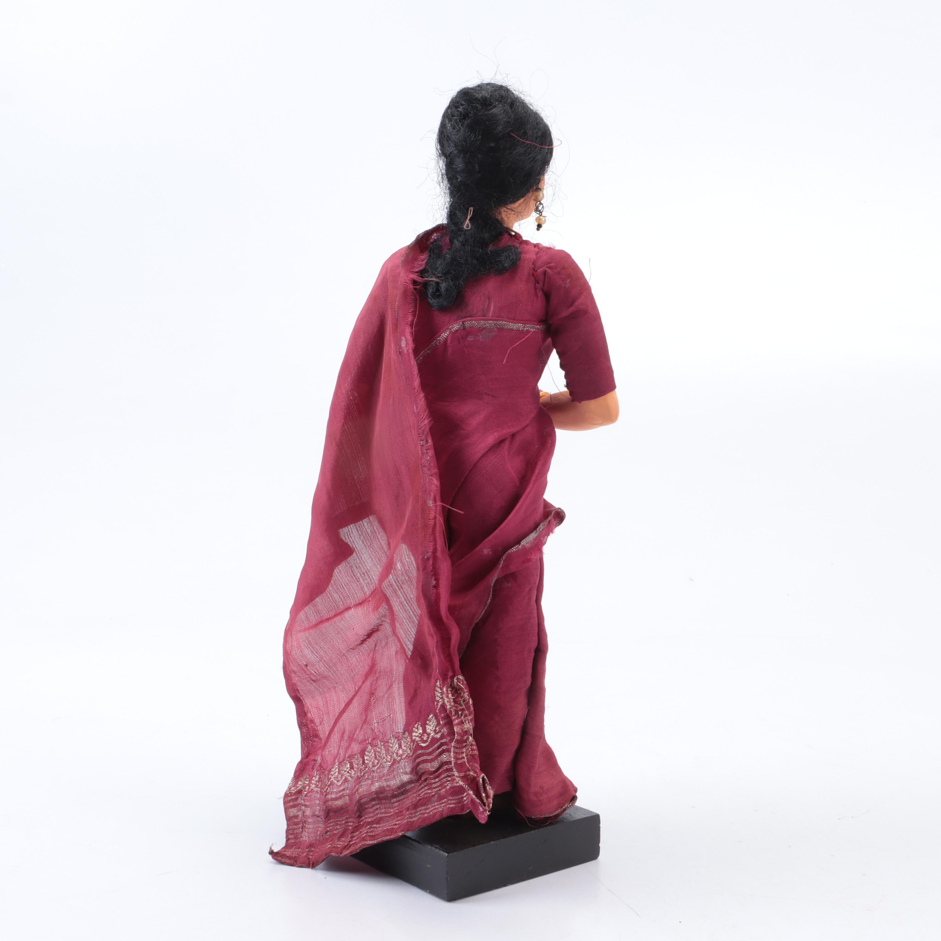 Franklin Heirloom Maryse Nicole "Blushing Rose" Porcelain Doll with Other Dolls