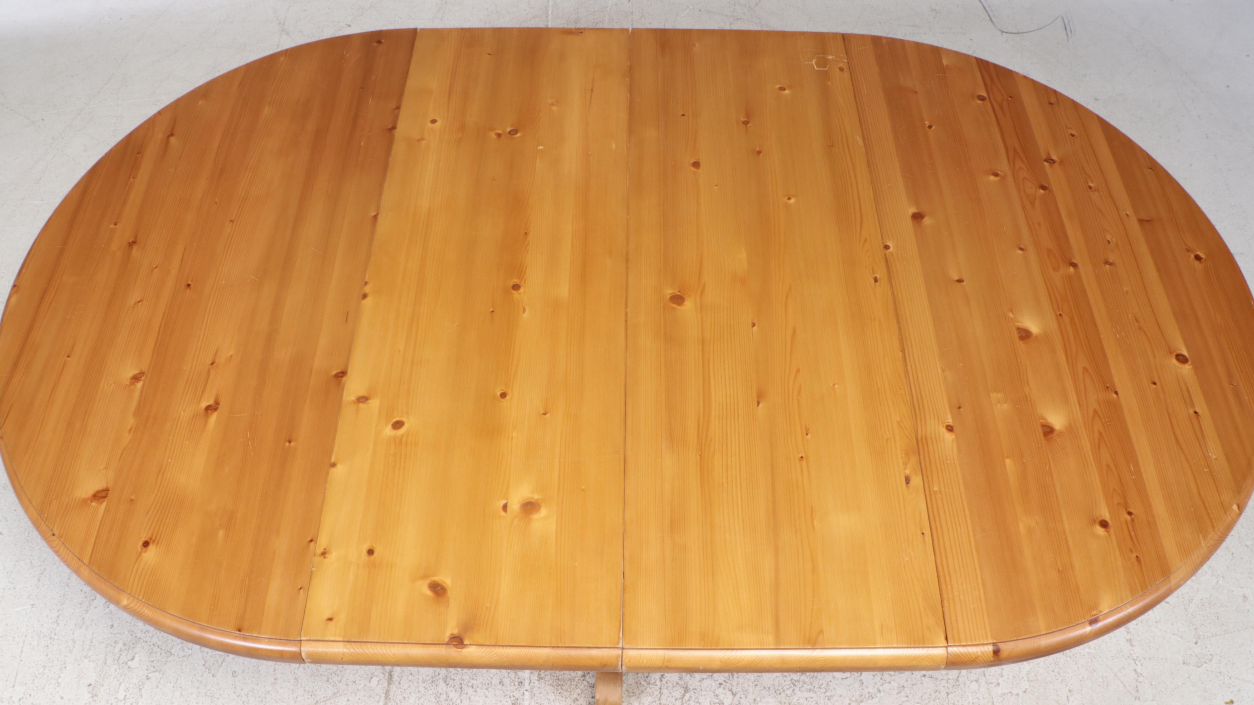 Seven-Piece French Provincial Style Dining Set, Incl. Habersham Plantation