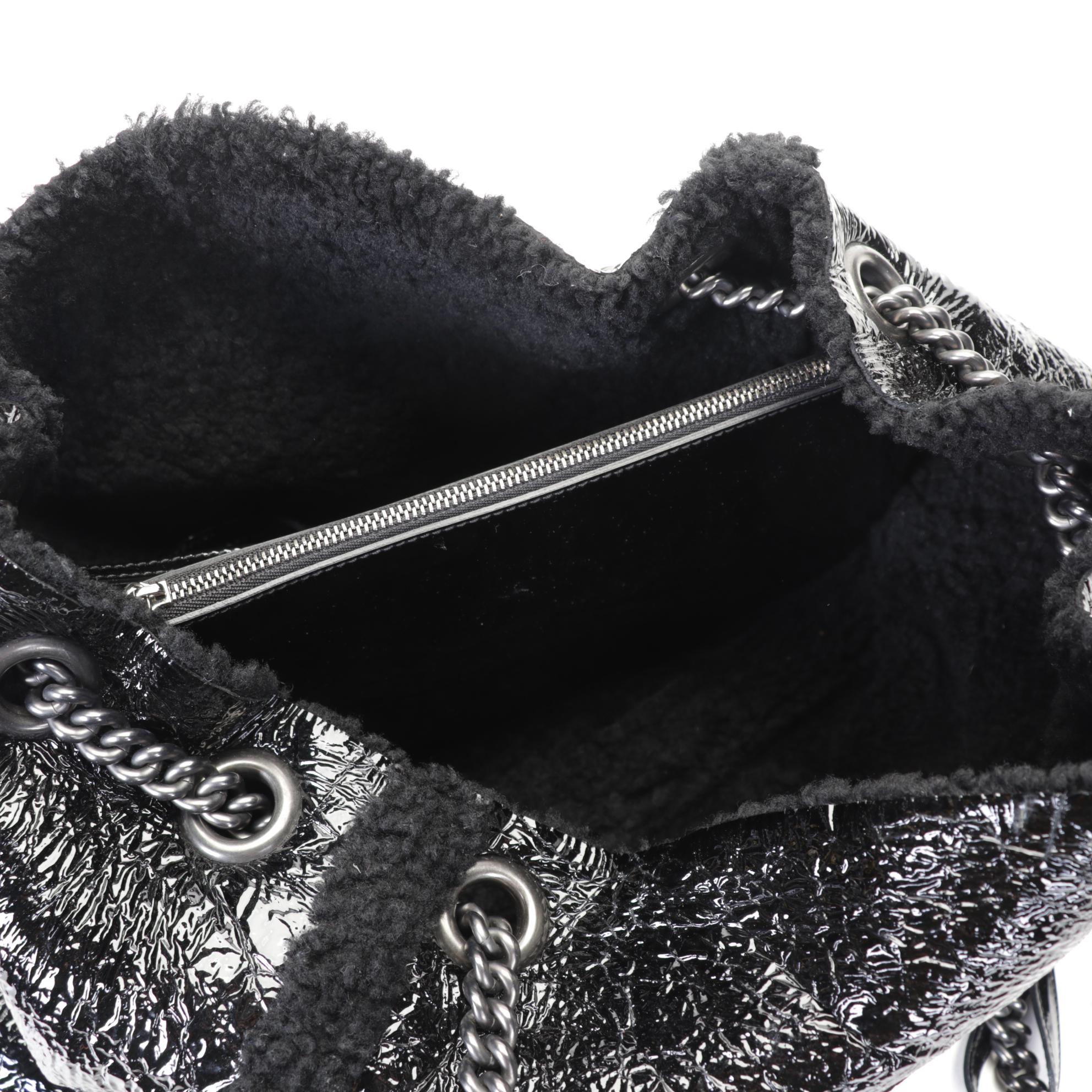 Gucci Crushed Black Patent Leather and Shearling Soho Chain Tote Bag