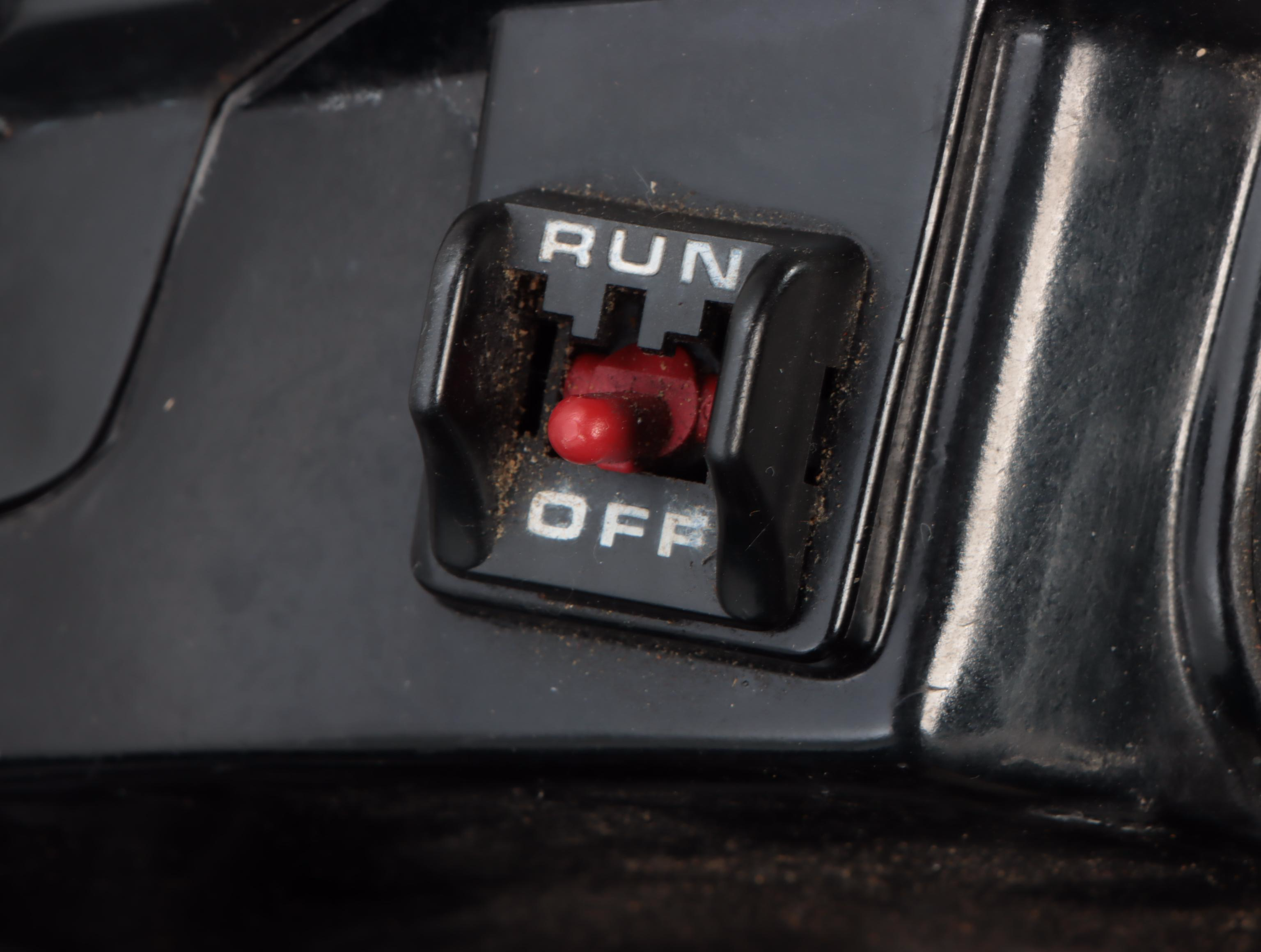 Mercury 9.9 Outboard Motor With Gas Can, Maintenance Packet and Bucket