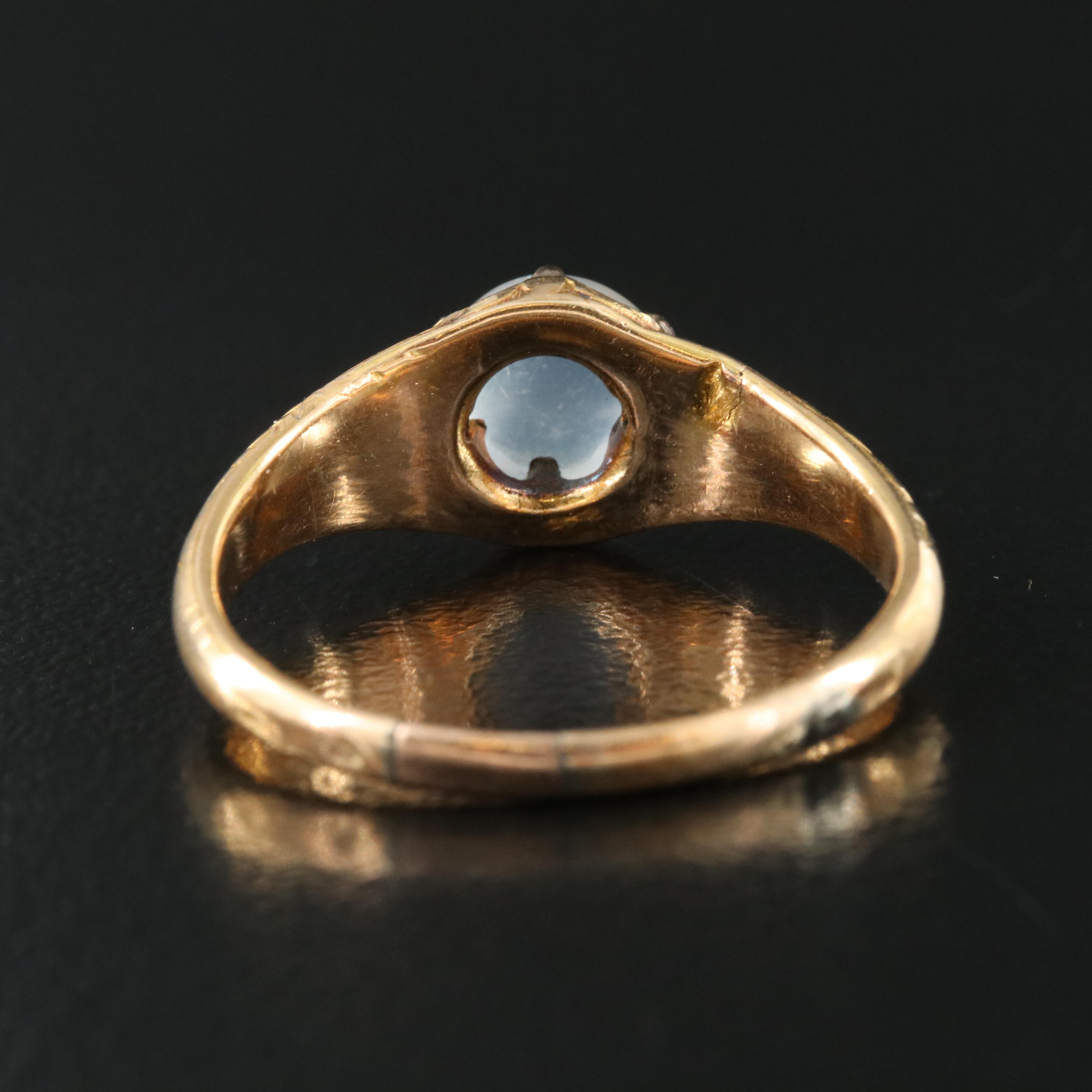 Antique 14K Moonstone Engraved Floral Ring