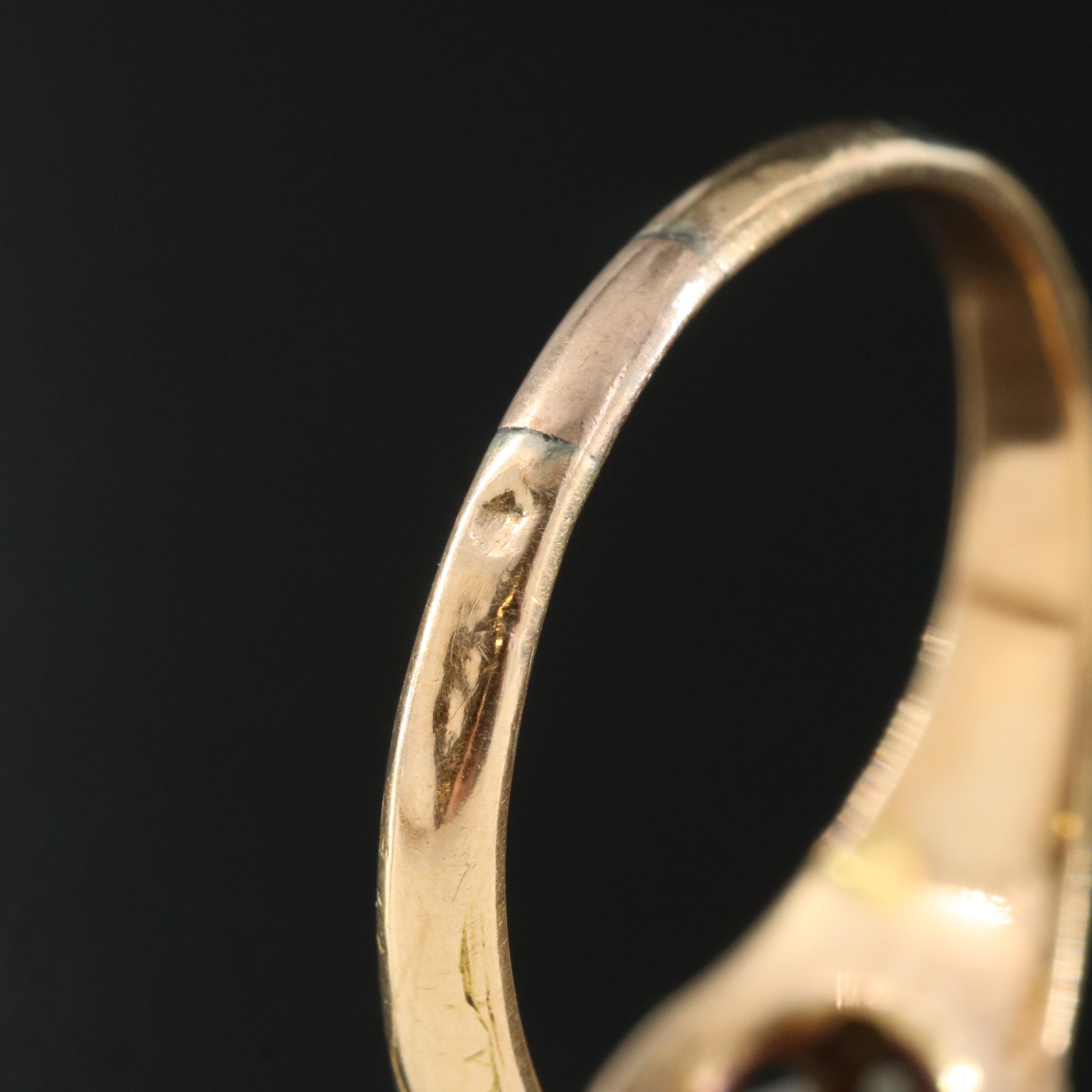 Antique 14K Moonstone Engraved Floral Ring