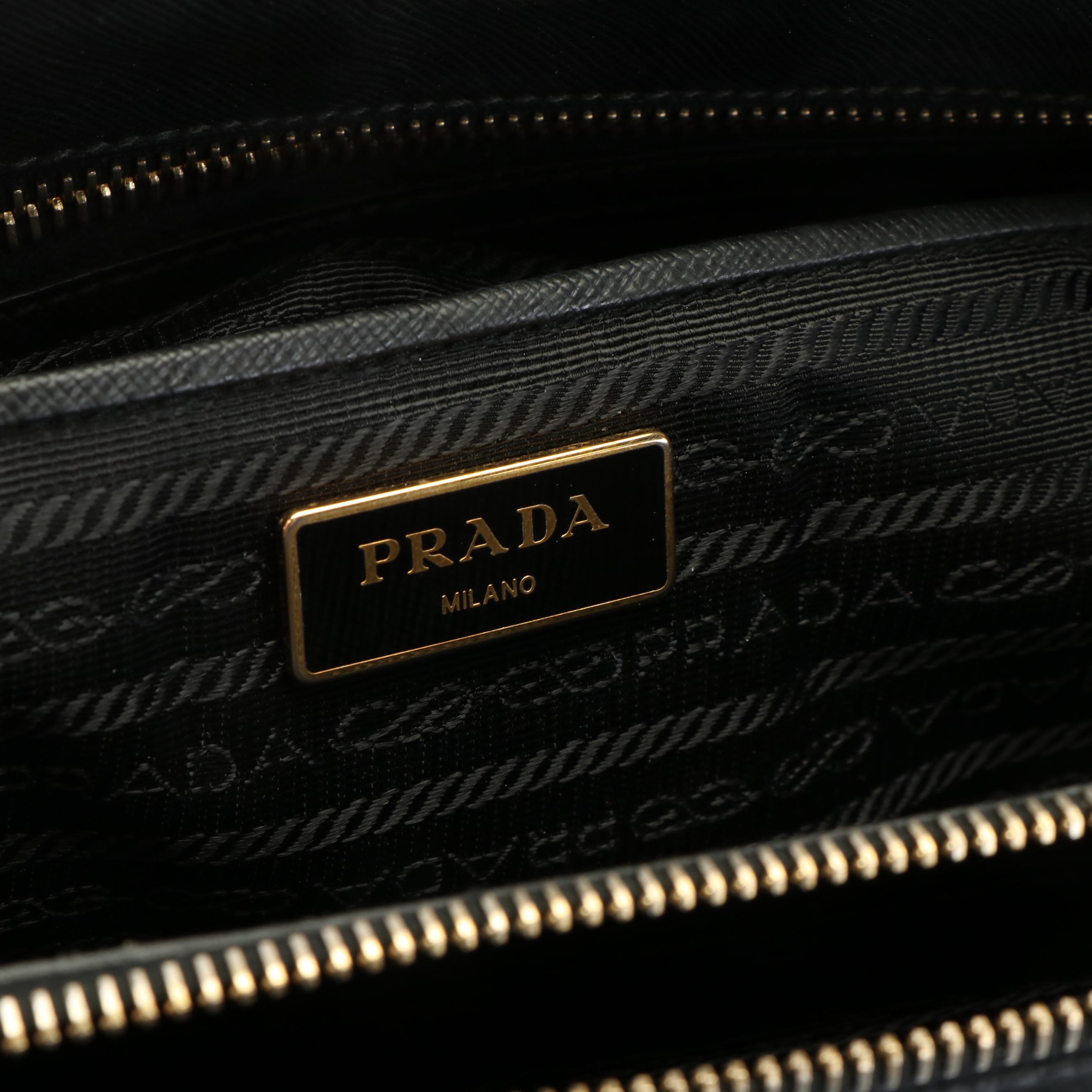 Prada Large Double-Zip Tote Bag in Black Saffiano Lux Leather