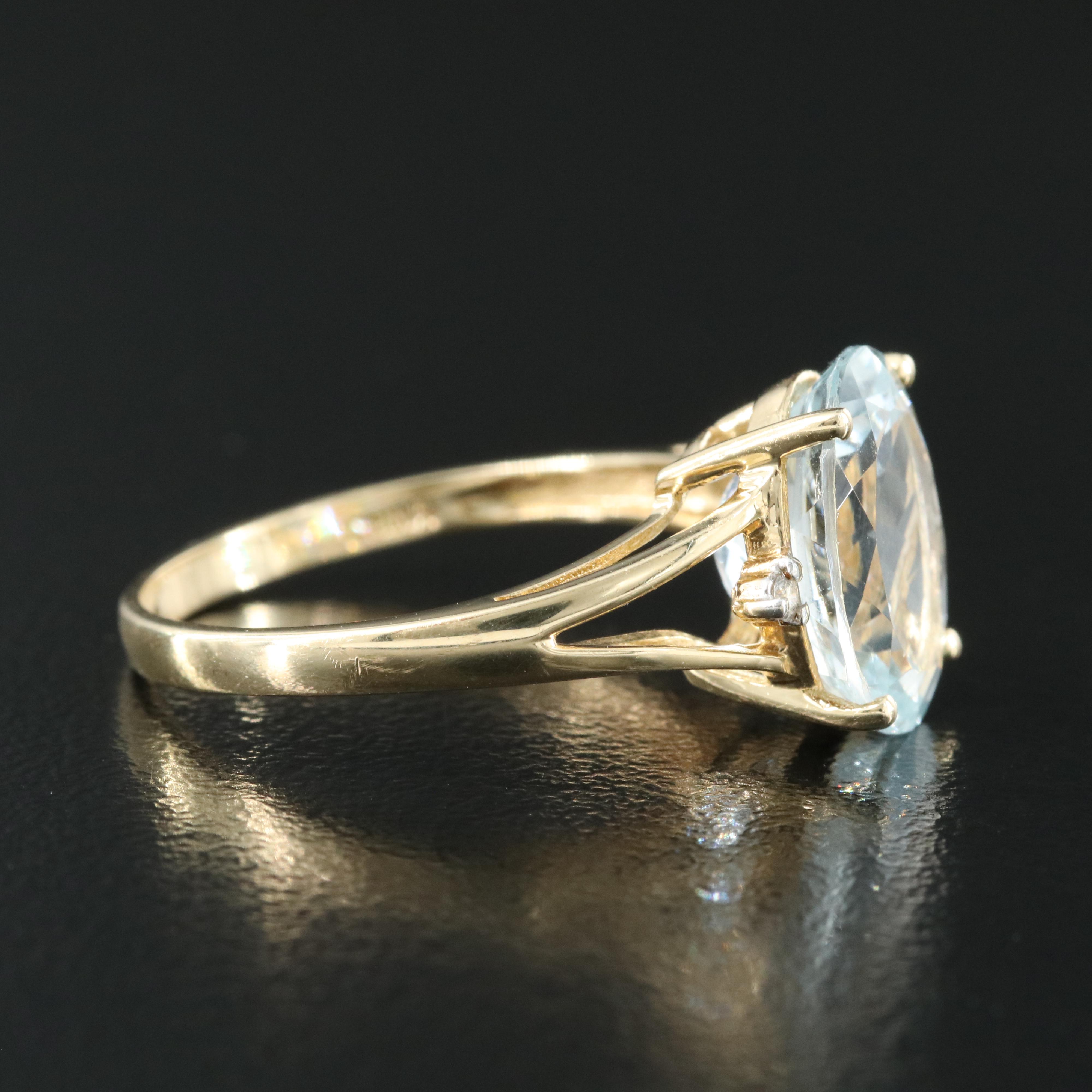 14K Aquamarine and Diamond Ring