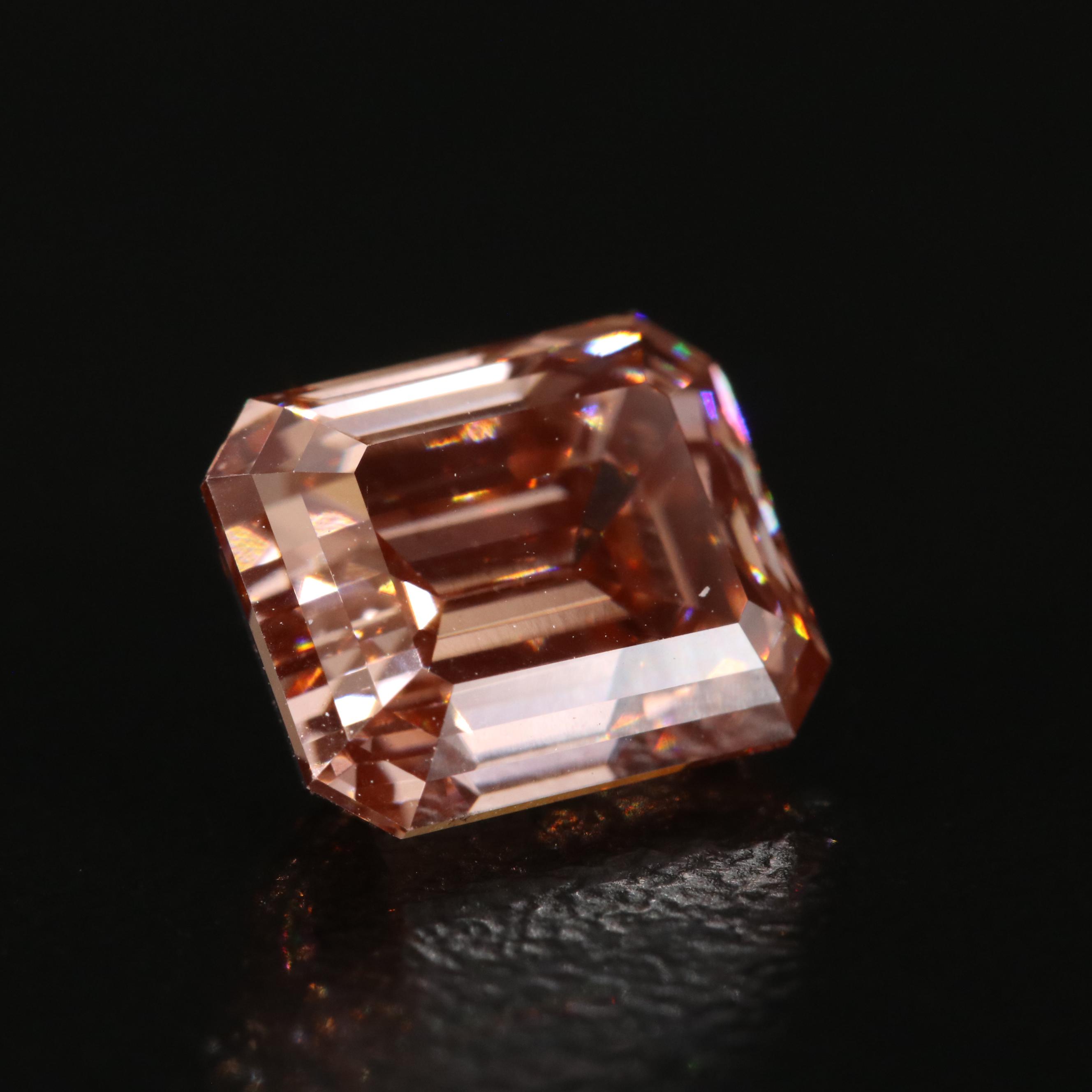 Loose 3.00 CT Fancy Pinkish Orange Diamond