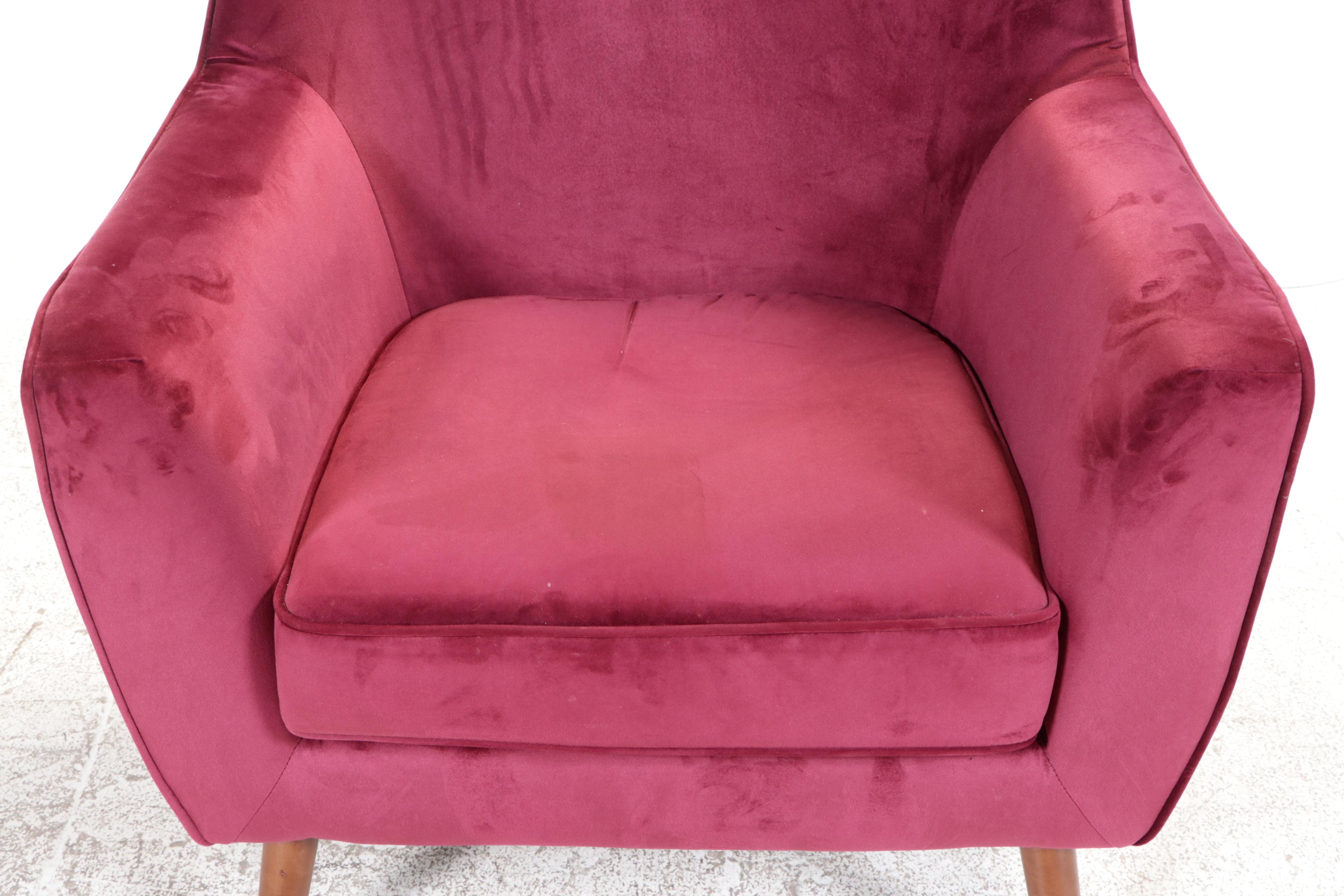 JGW Furniture Modernist Style Upholstered Lounge Chair