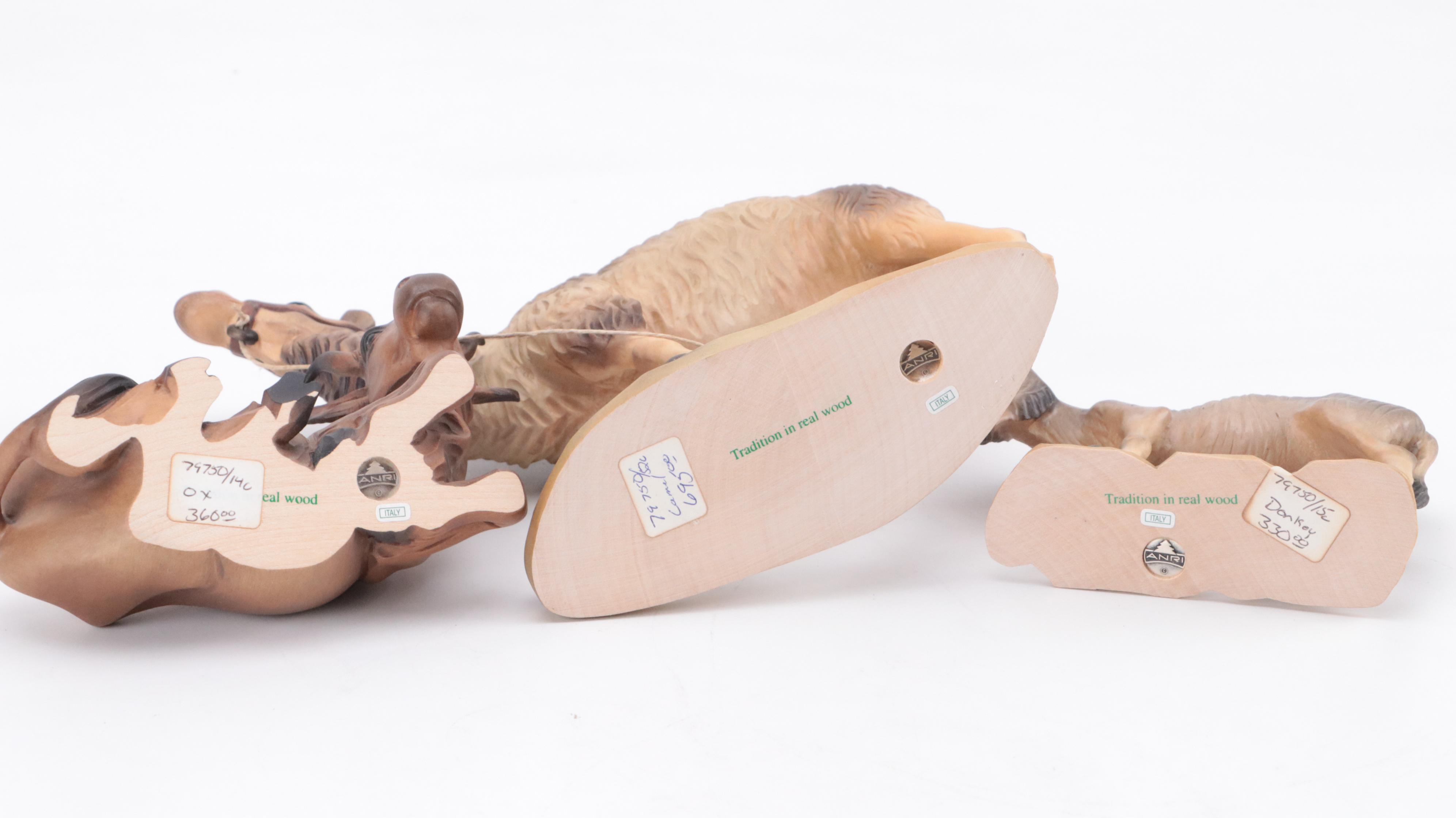 ANRI Italian Hand-Carved Wooden Nativity With Creche and Collectors Book