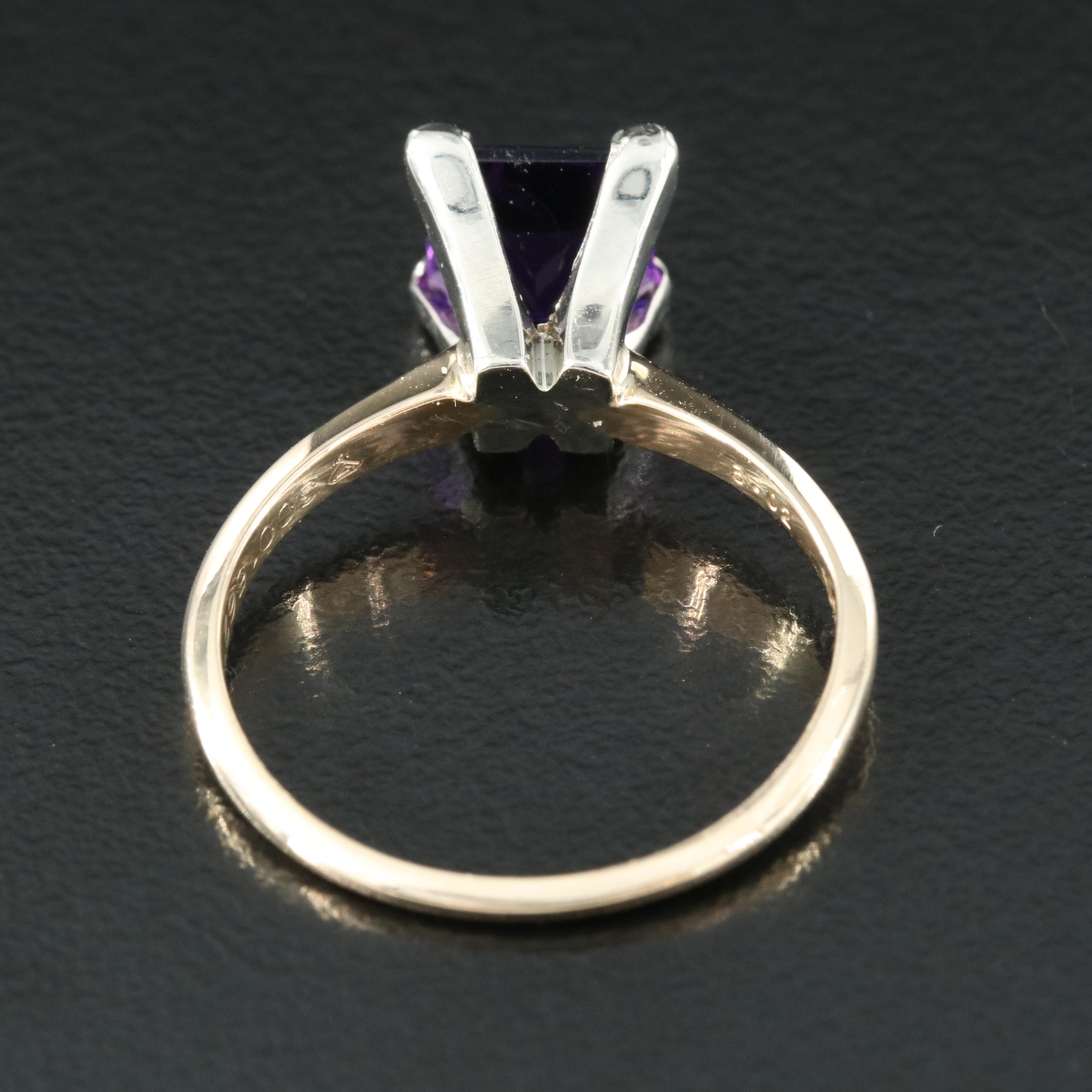14K Amethyst Solitaire Ring