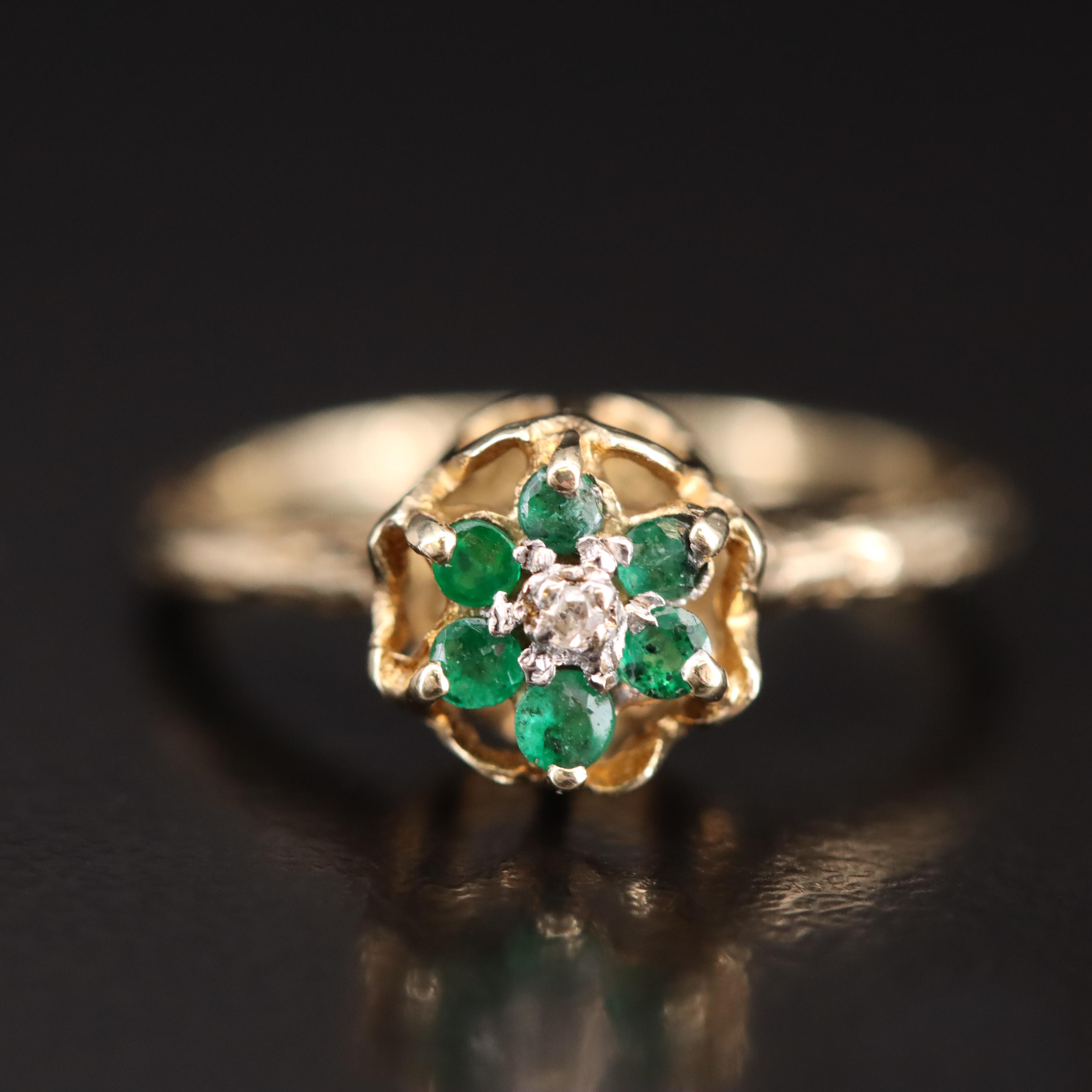 10K Diamond and Emerald Ring