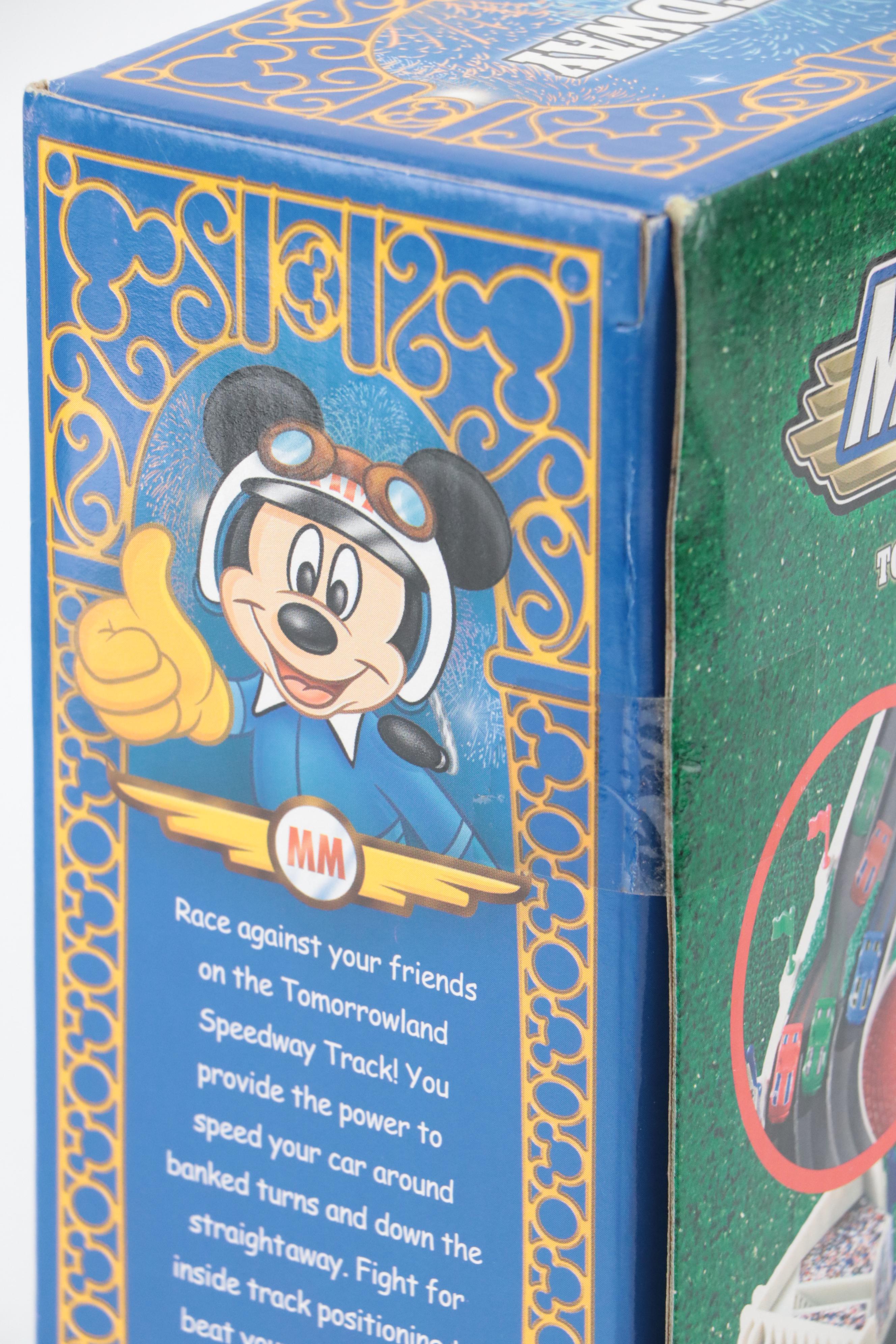 Hasbro MicroMachines Tomorrowland Motor Speedway