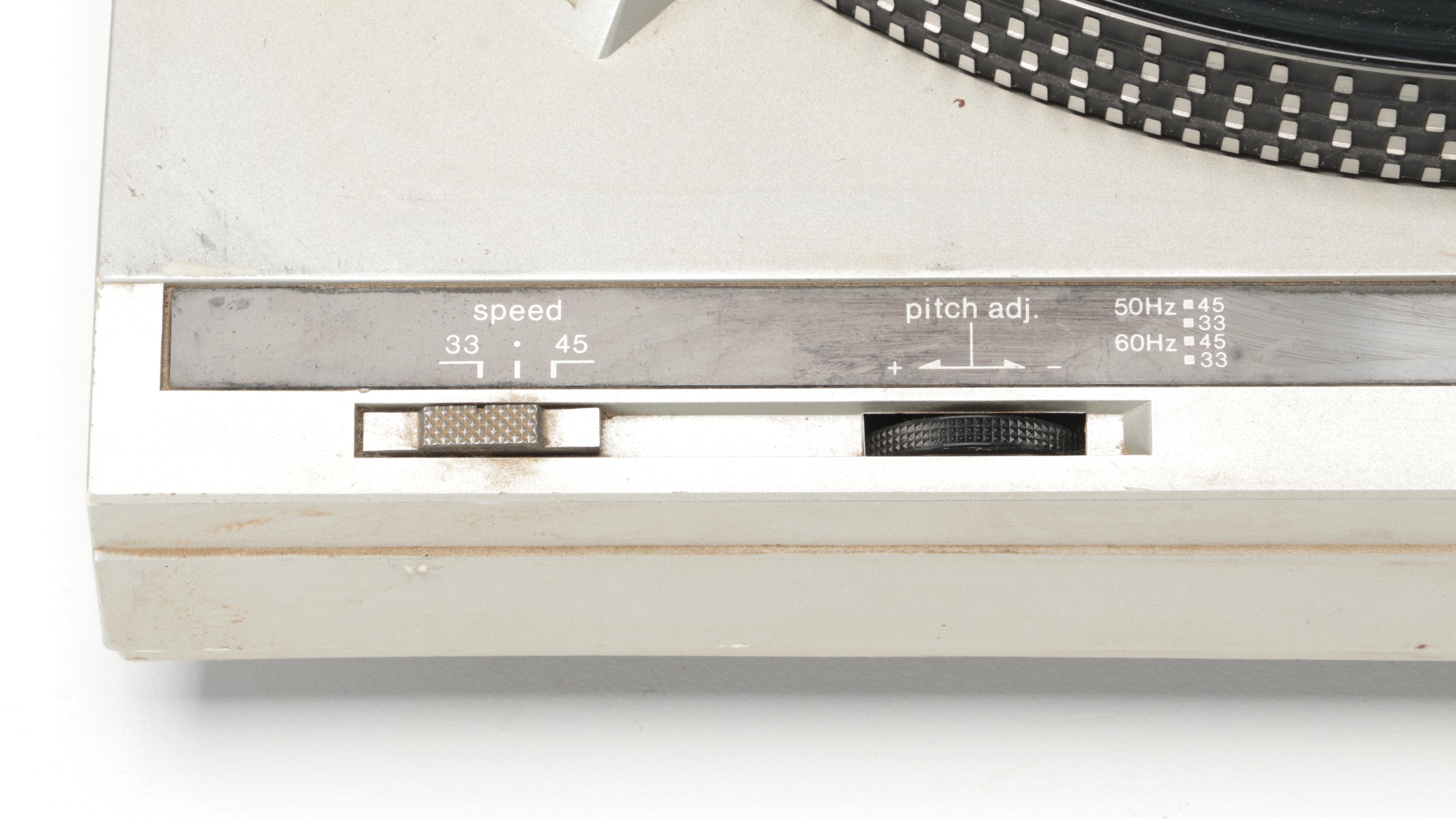 Technics Automatic Turntable With Realistic Graphic Equalizer, Pink Floyd LP