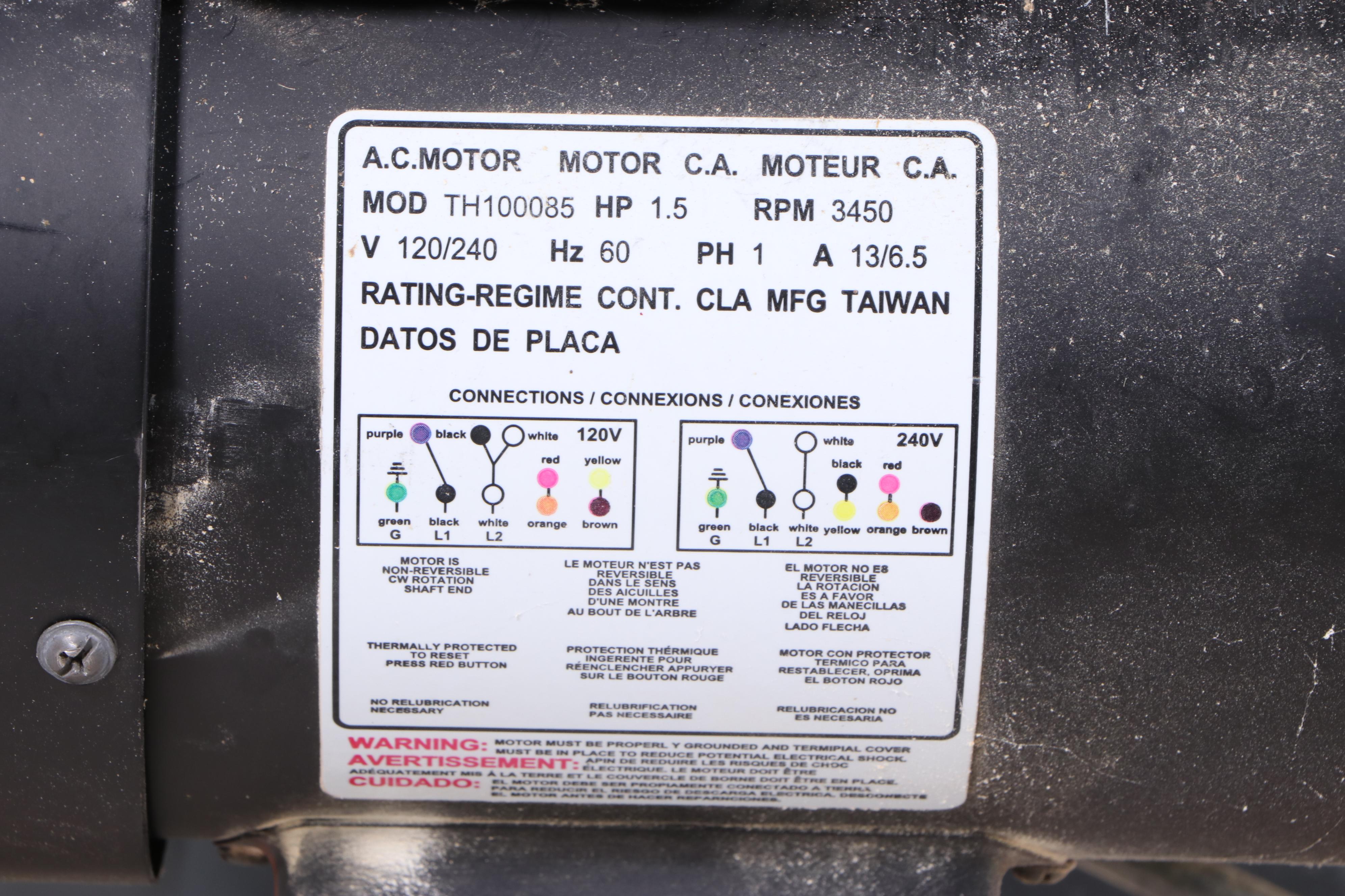 RIDGID Table Saw With Blade Accessories, Contemporary