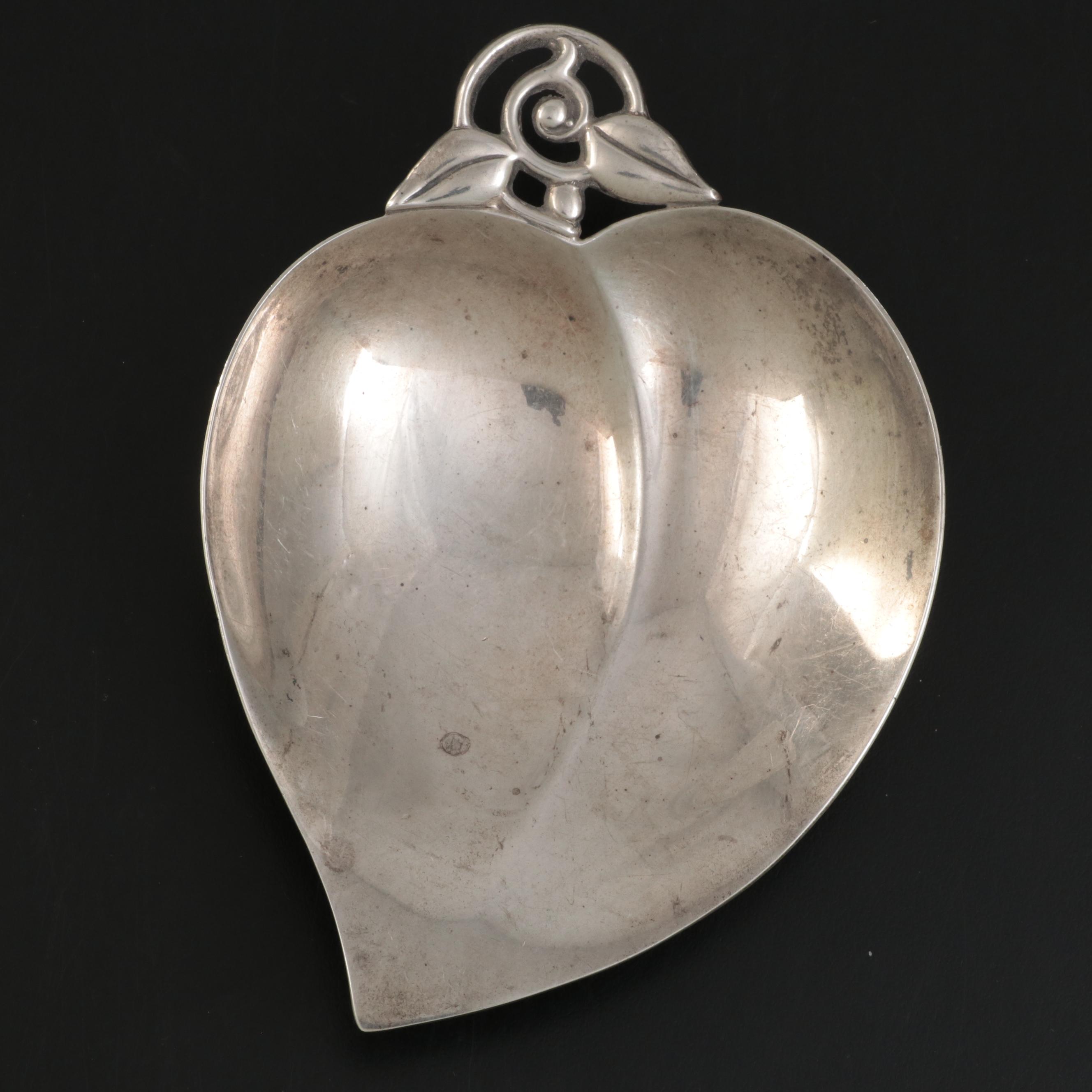 Tiffany & Co. Sterling Silver Leaf Shaped Nut Bowls, 20th Century