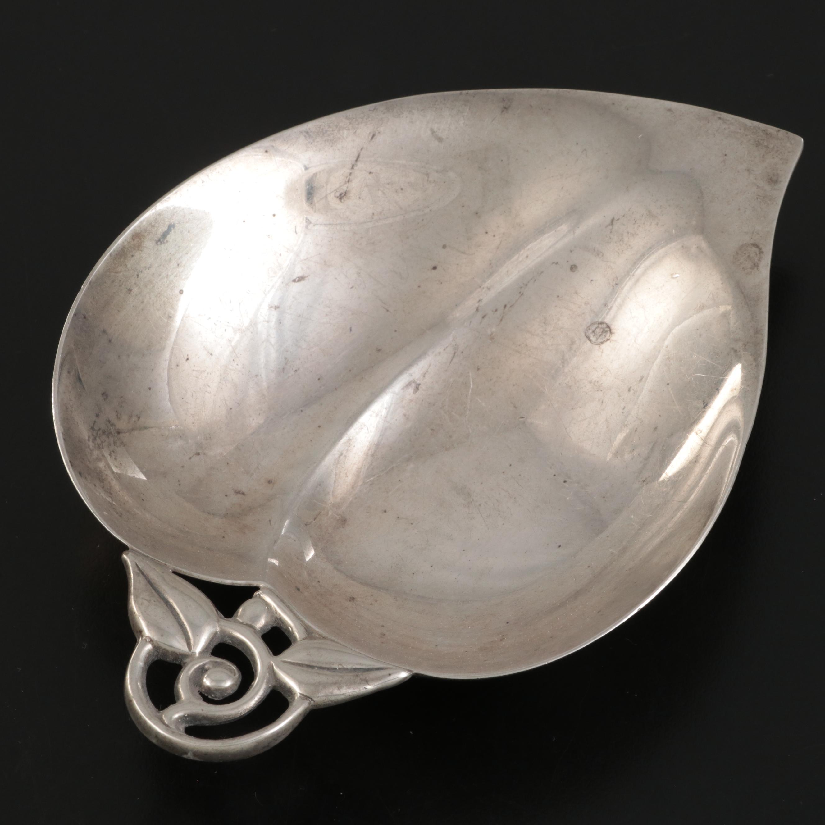 Tiffany & Co. Sterling Silver Leaf Shaped Nut Bowls, 20th Century