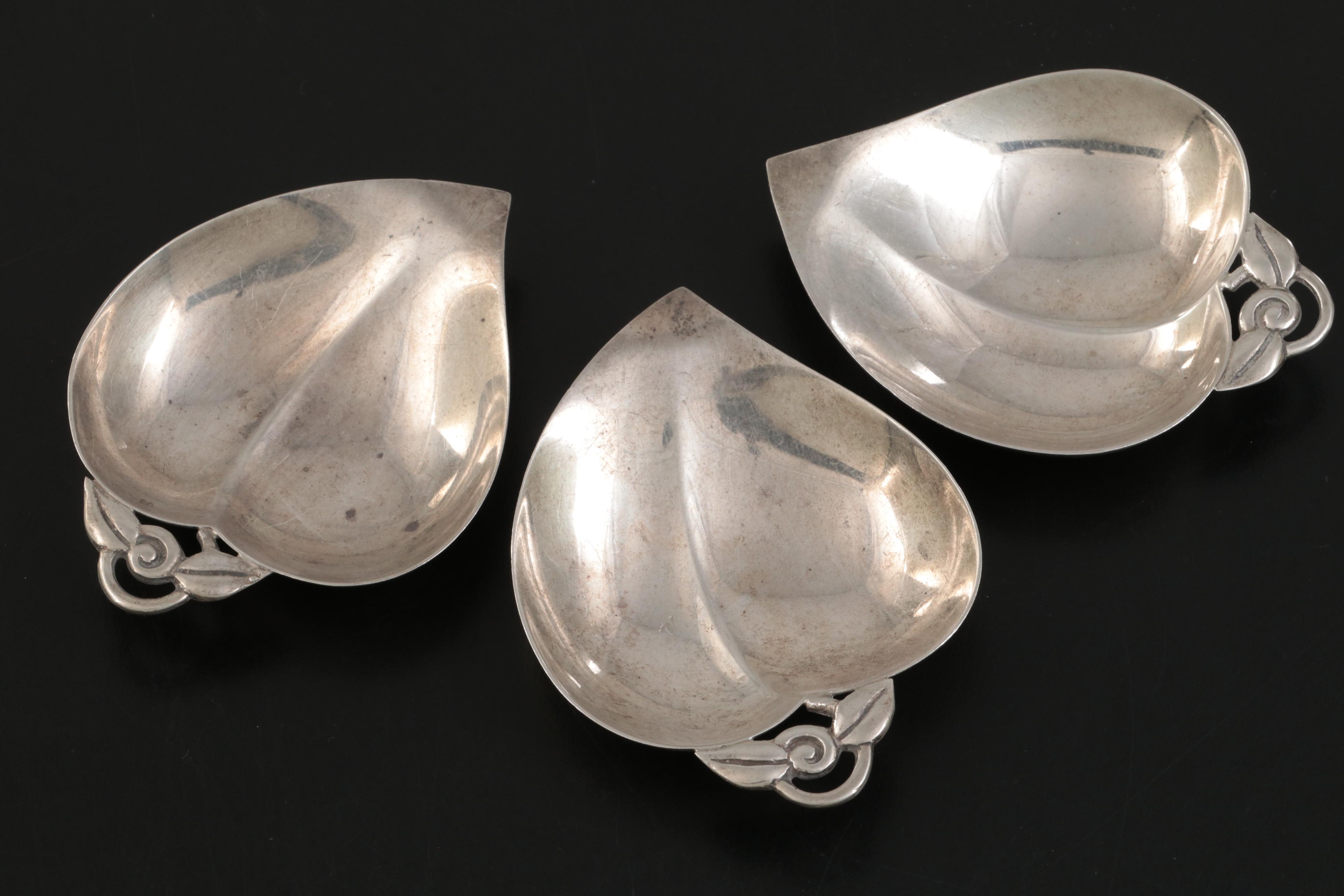 Tiffany & Co. Sterling Silver Leaf Shaped Nut Bowls, 20th Century