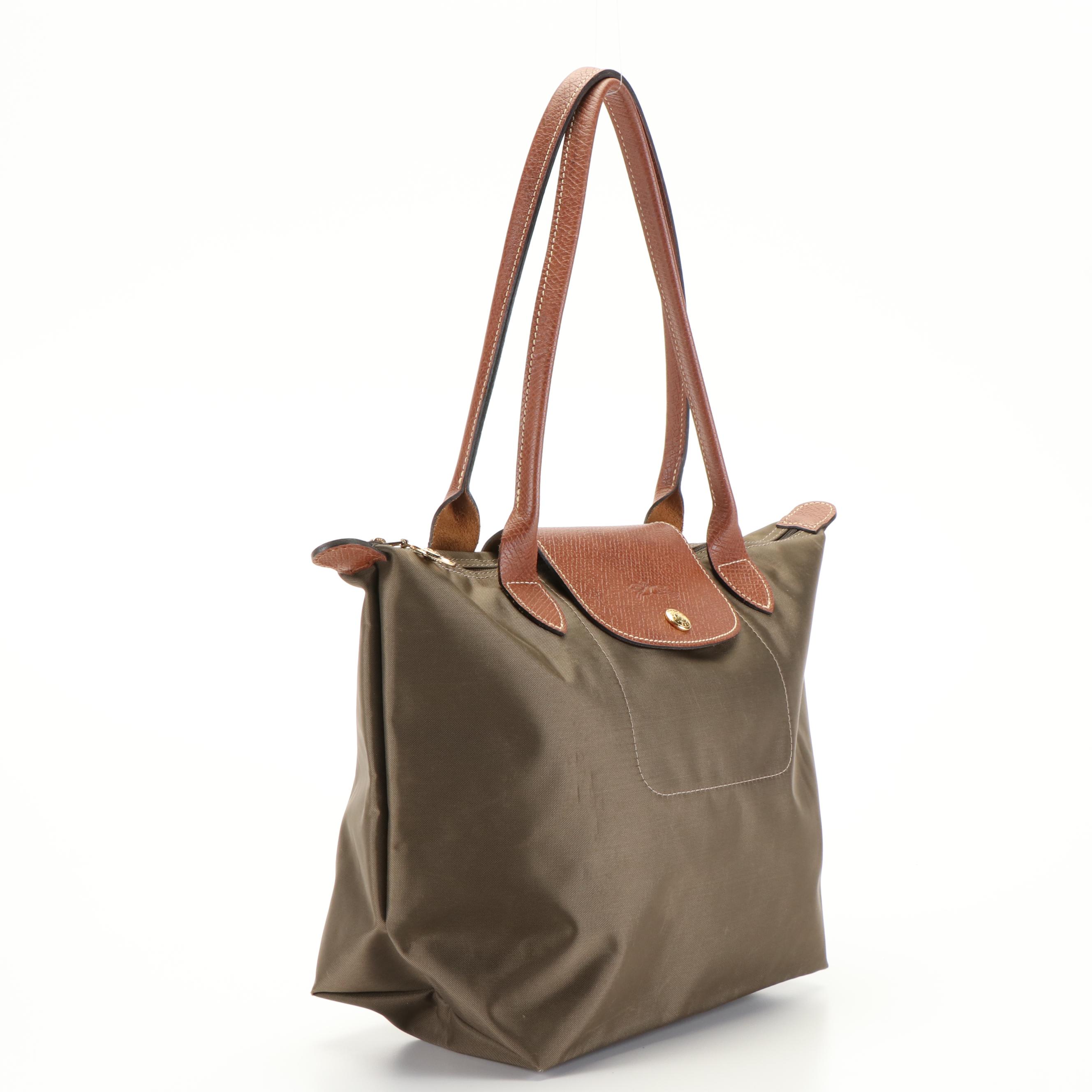 Longchamp Le Pliage Shoulder Bag in Olive Green Nylon