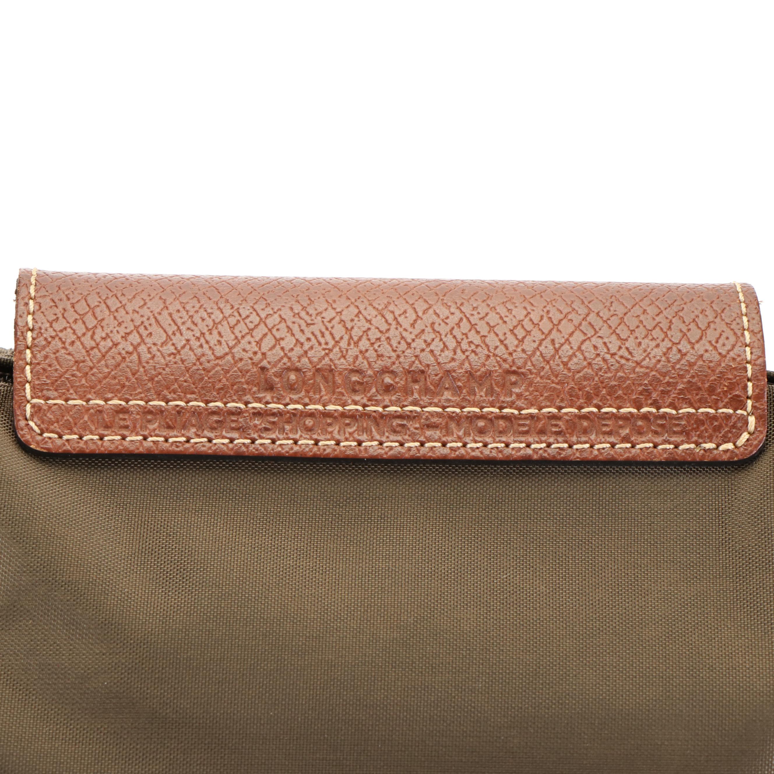 Longchamp Le Pliage Shoulder Bag in Olive Green Nylon