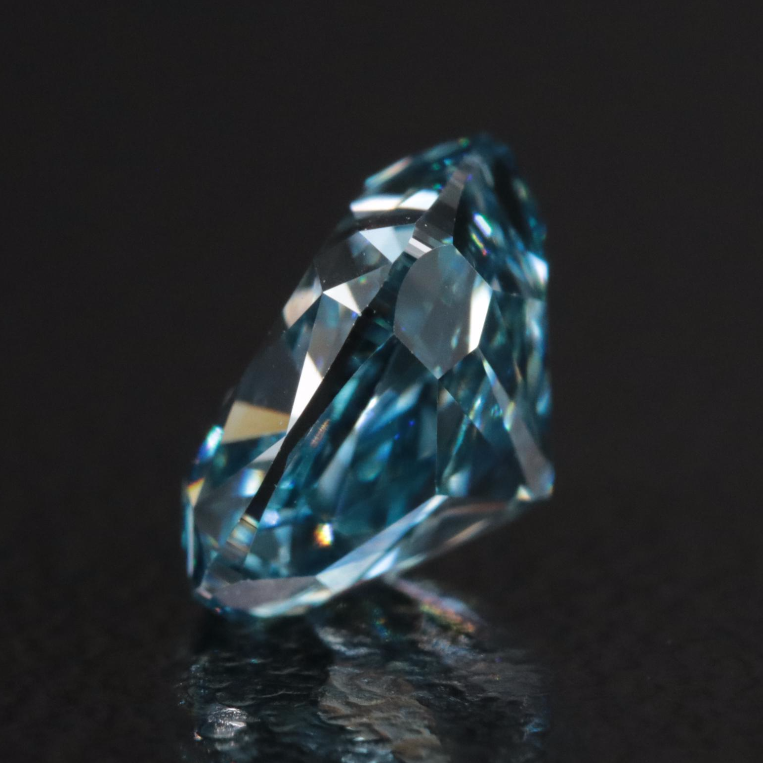 Loose 2.02 CT (Origin Undetermined) Fancy Blue Diamond