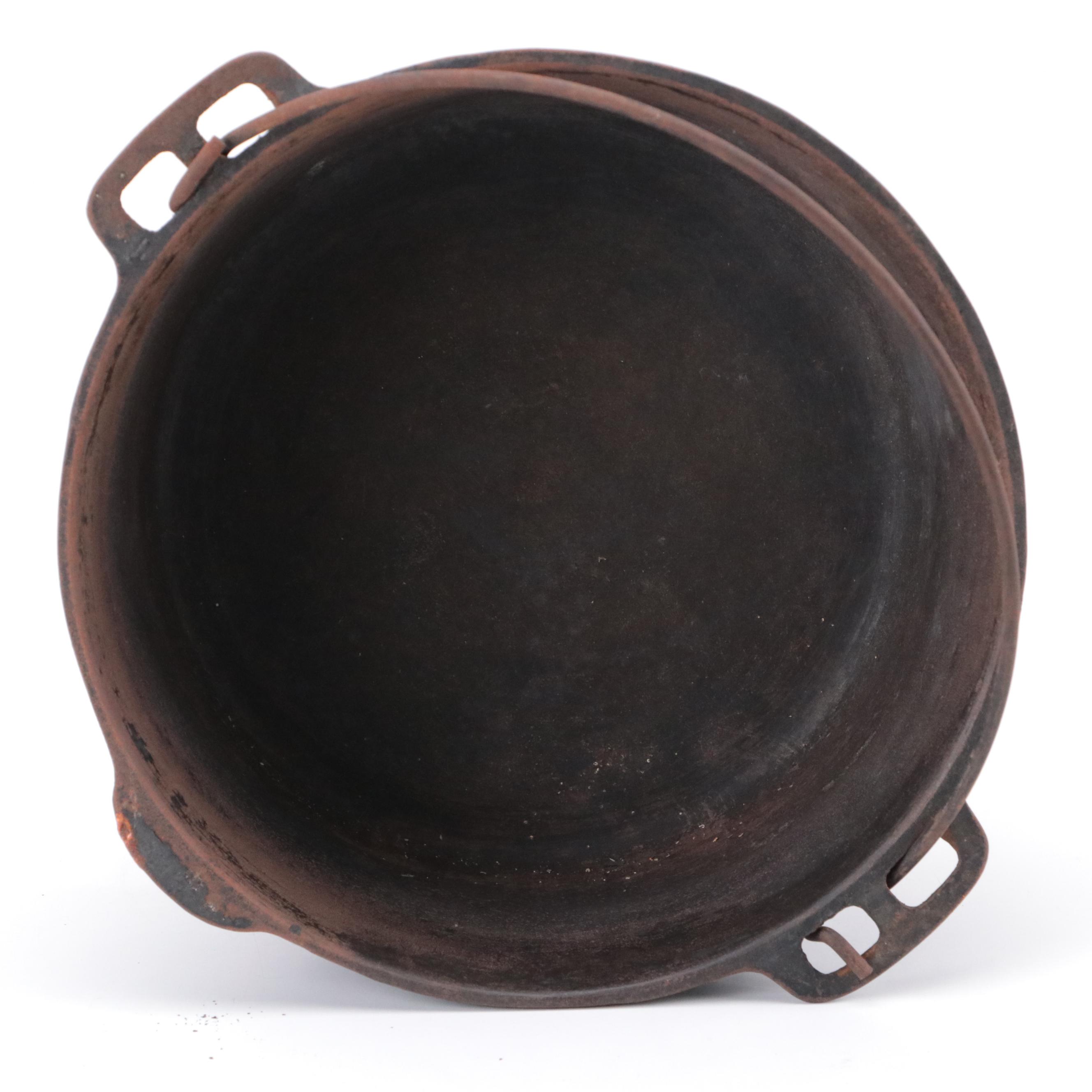 Wagner Cast Iron Skillet and Cornbread Molds with Other Kitchen Pots EBTH