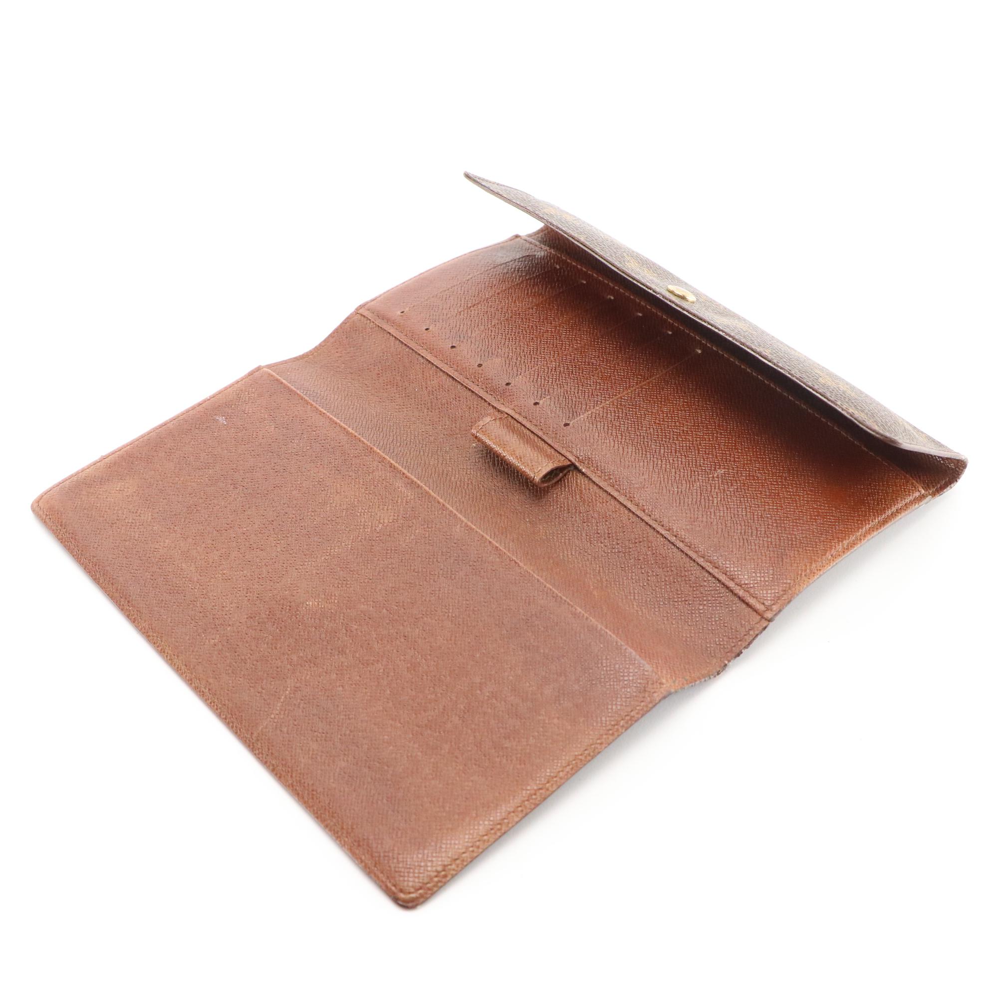 Louis Vuitton Trifold Wallet in Monogram Canvas