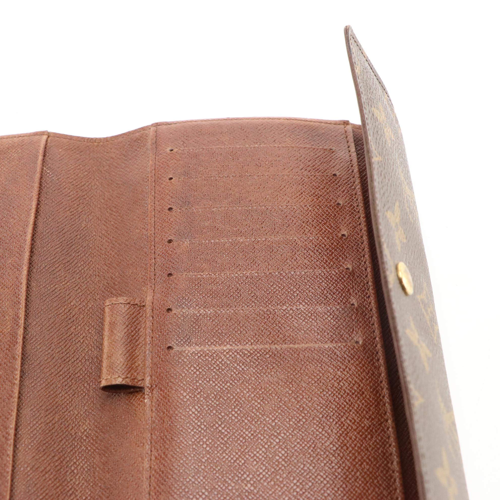 Louis Vuitton Trifold Wallet in Monogram Canvas