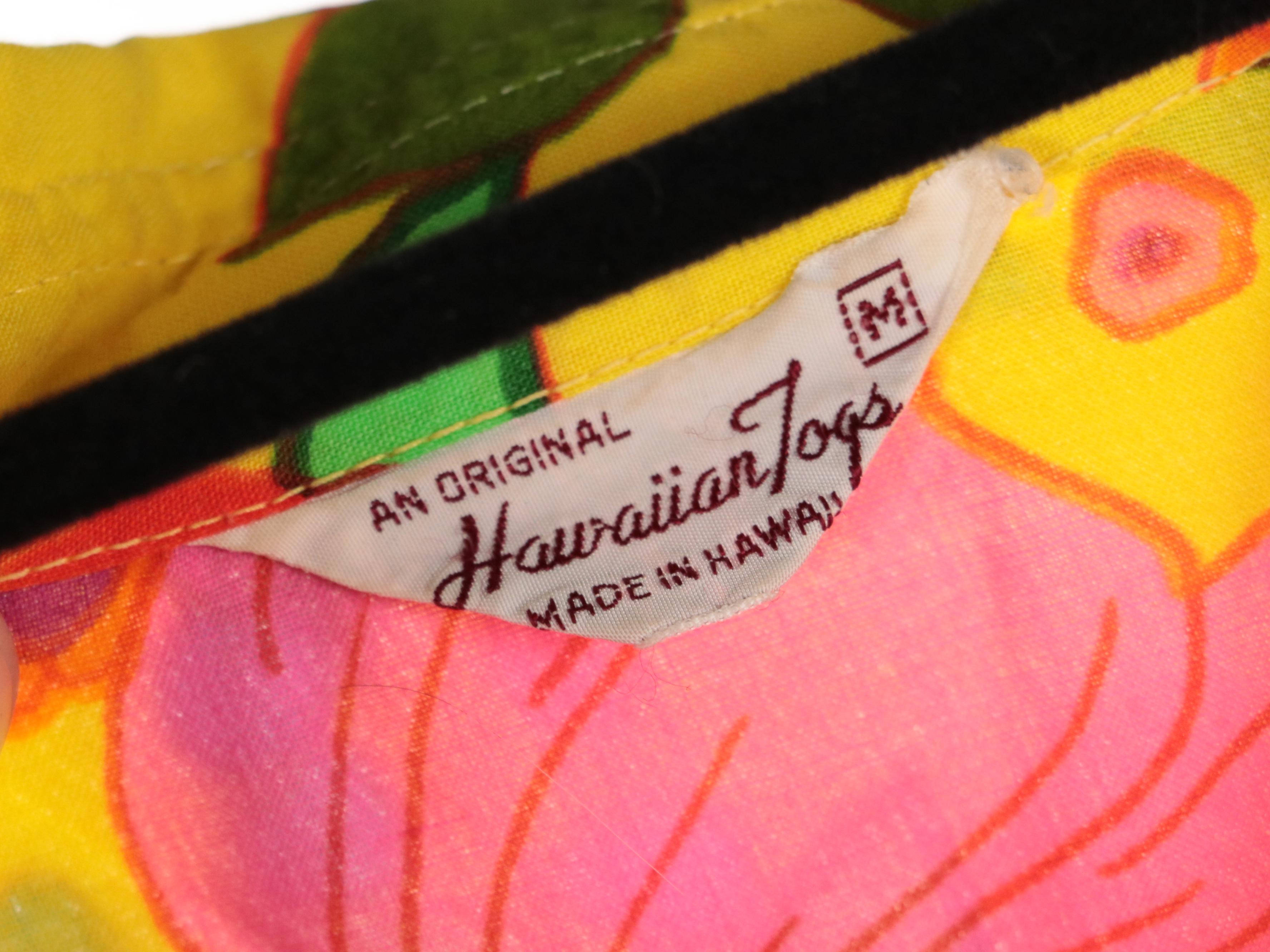 Hawaiian Togs, Kamehameka, and Other Short Sleeve Button Front Tops
