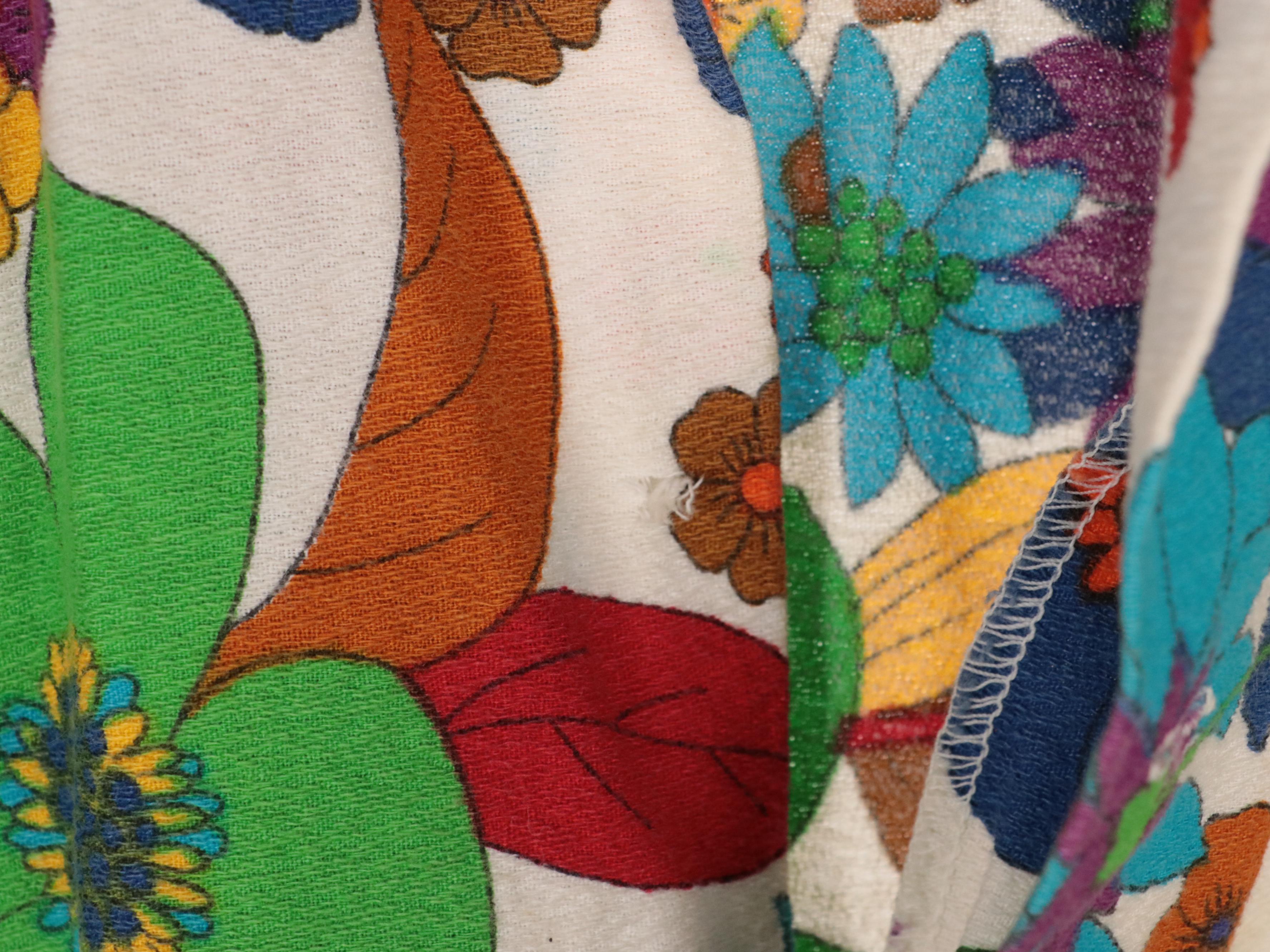 Hawaiian Togs, Kamehameka, and Other Short Sleeve Button Front Tops