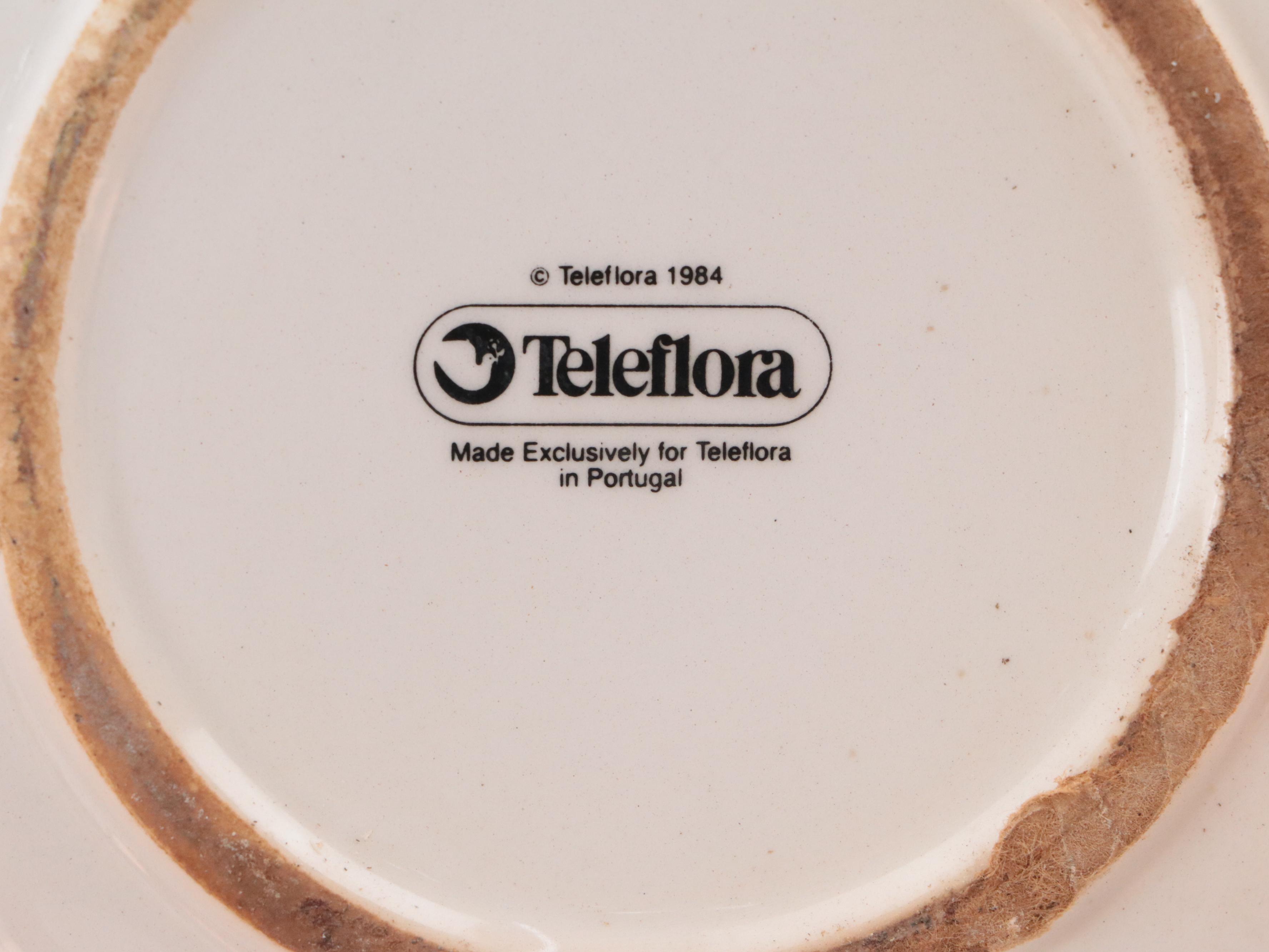 Revere Ware Cooper Kettle with Coppercraft and Other Tableware