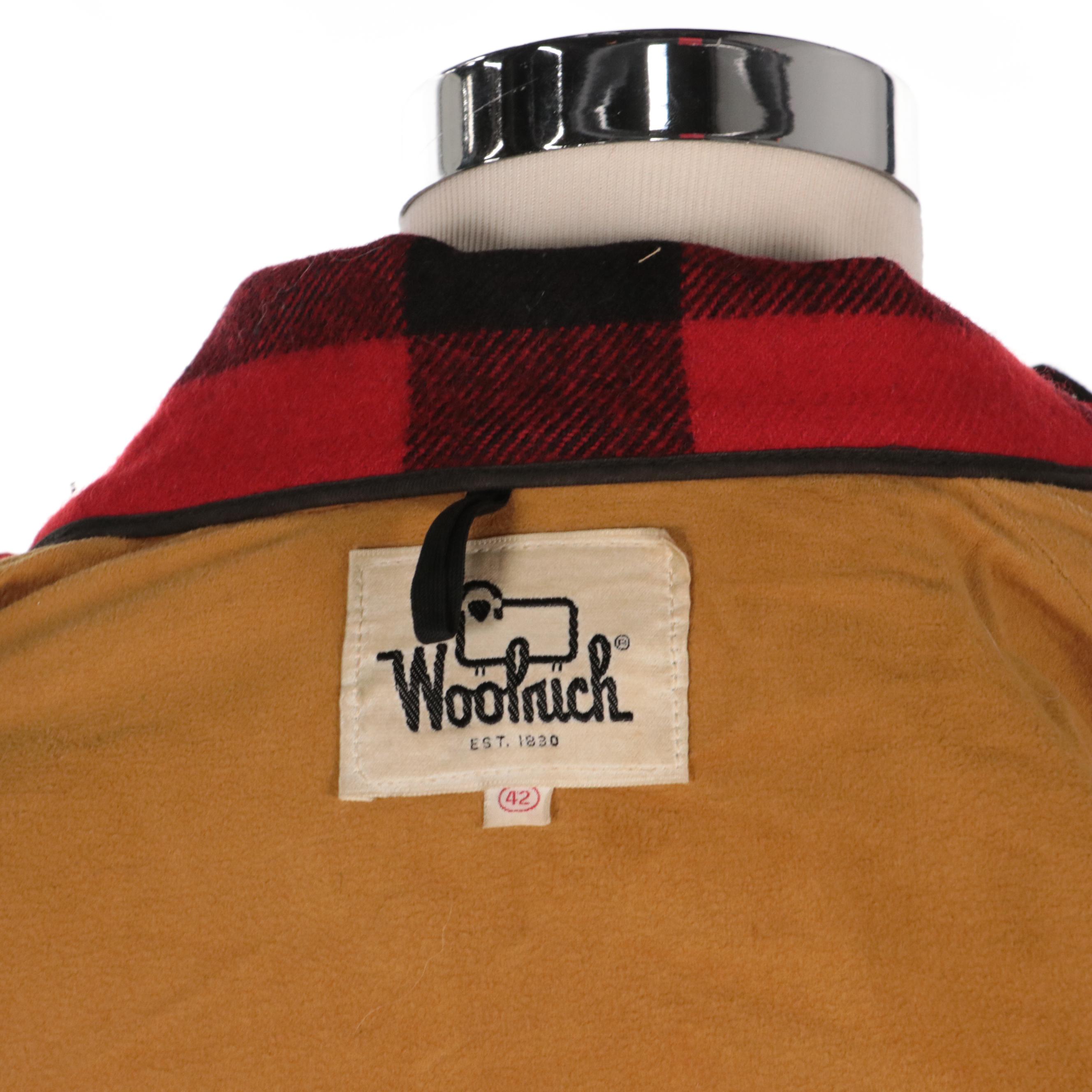 Men's Woolrich Mackinaw Hunting Jacket in Buffalo Plaid Wool Blend