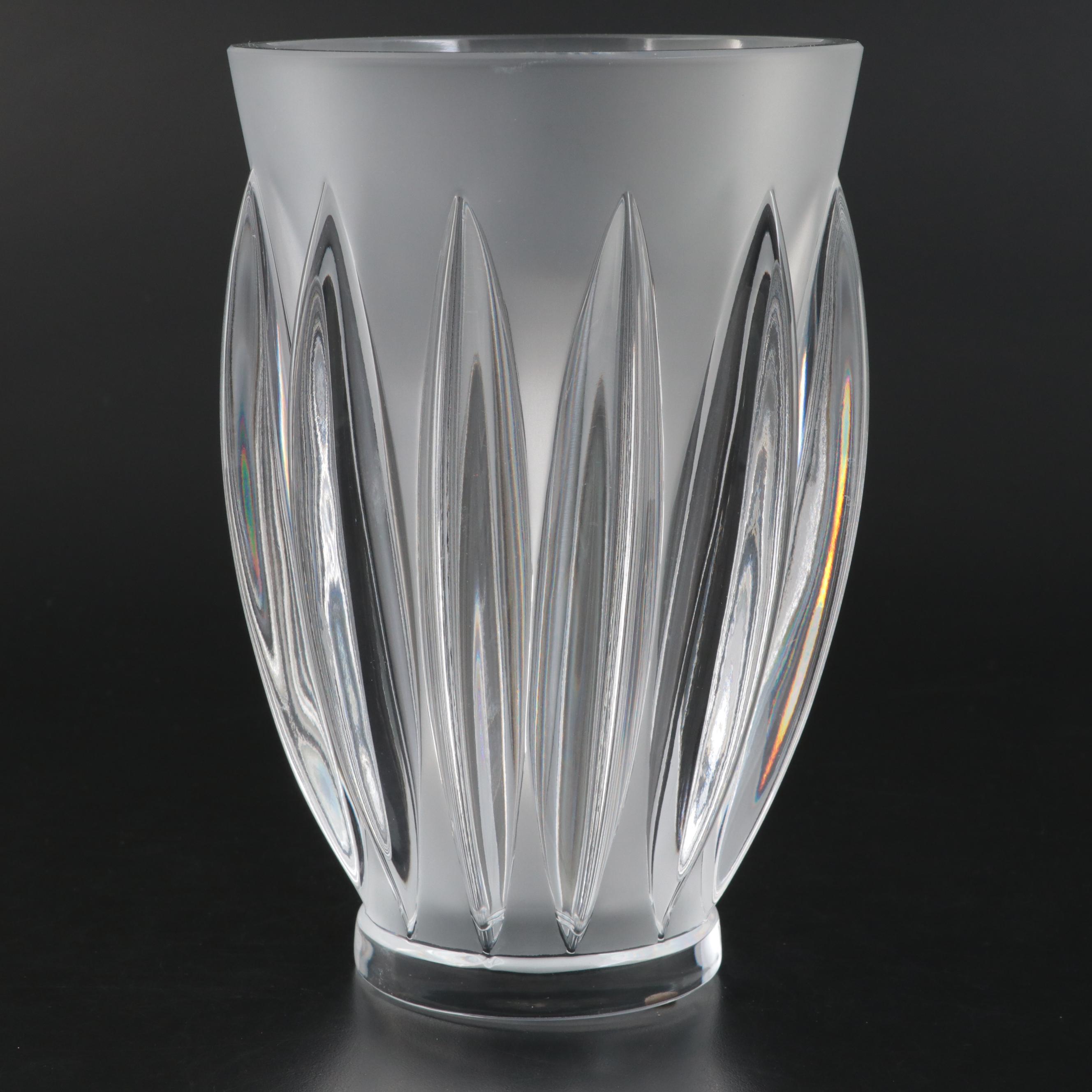Lalique "Courcheval" Frosted and Clear Crystal Vase, Late 20th Century
