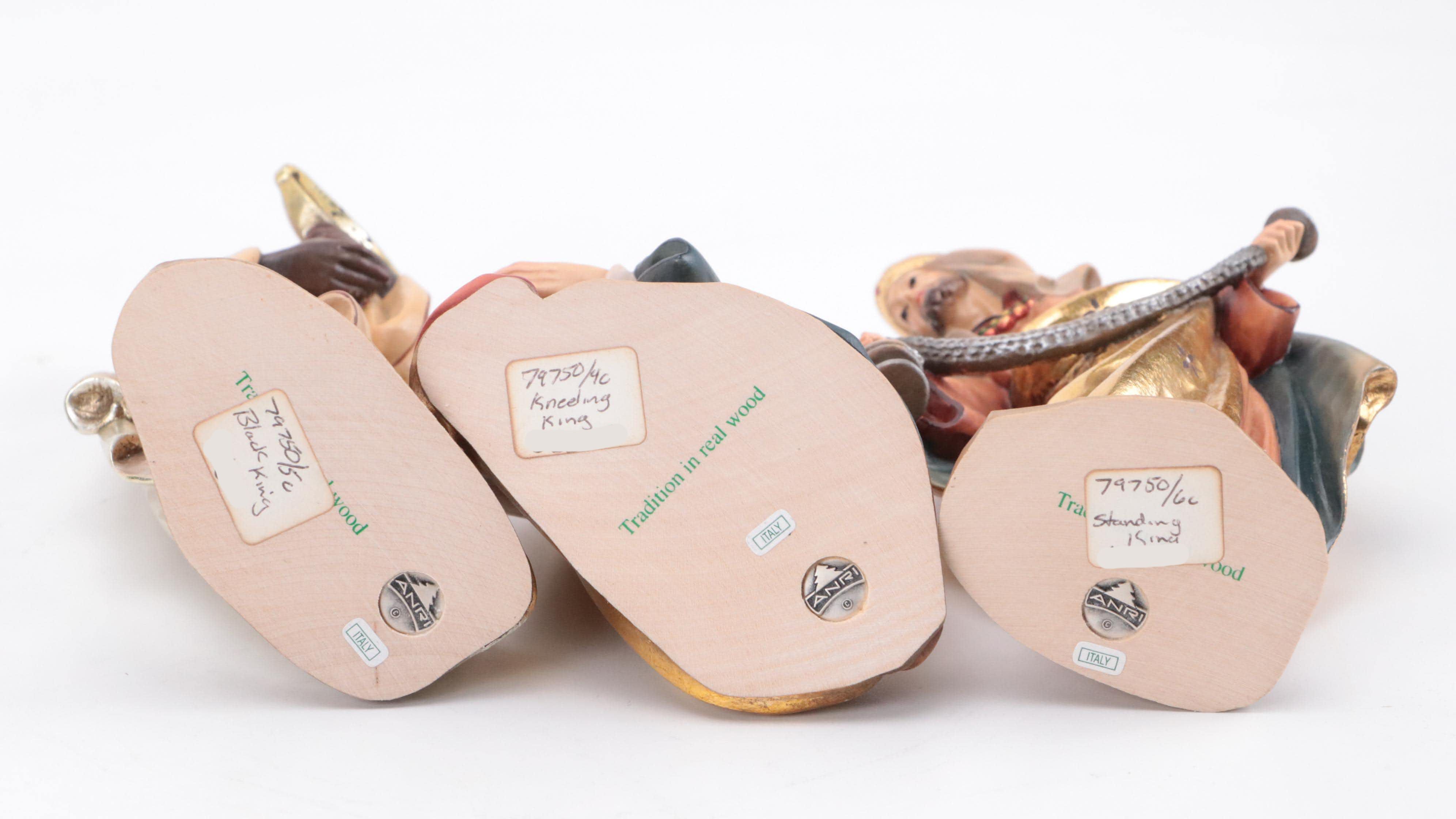 ANRI Italian Hand-Carved Wooden Nativity With Creche and Collectors Book