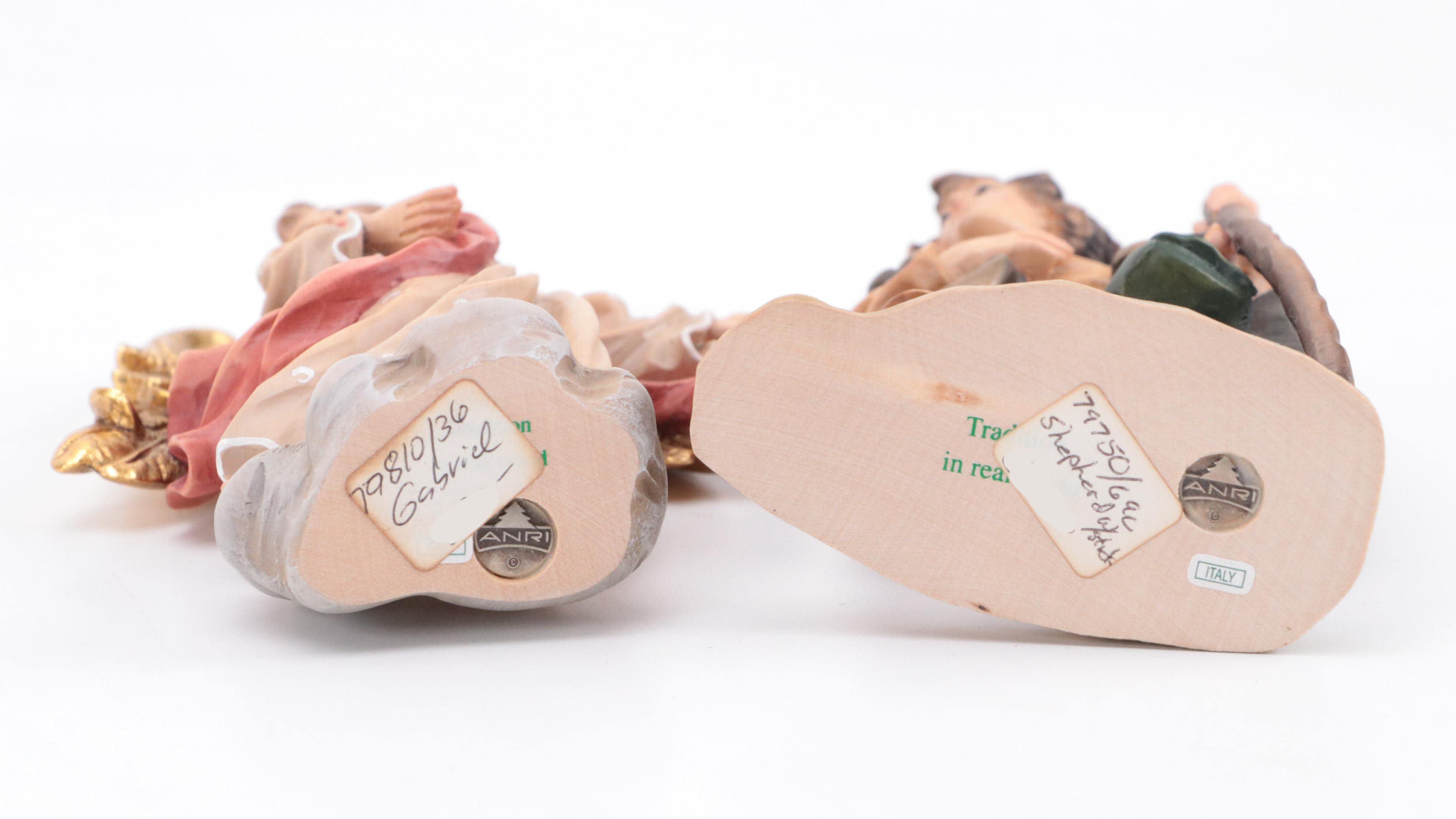 ANRI Italian Hand-Carved Wooden Nativity With Creche and Collectors Book