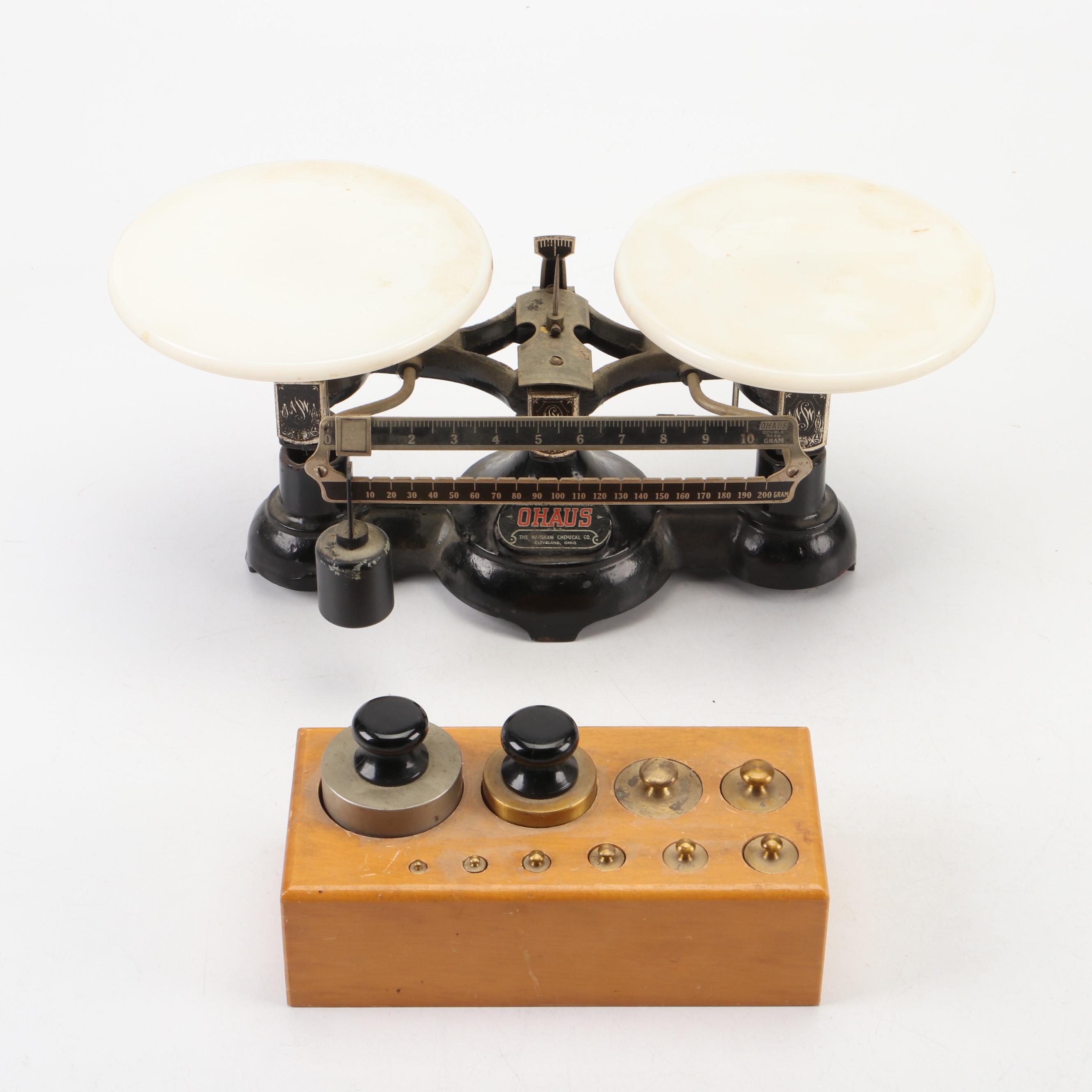Ohaus Cast Iron Balance Scale with Weights