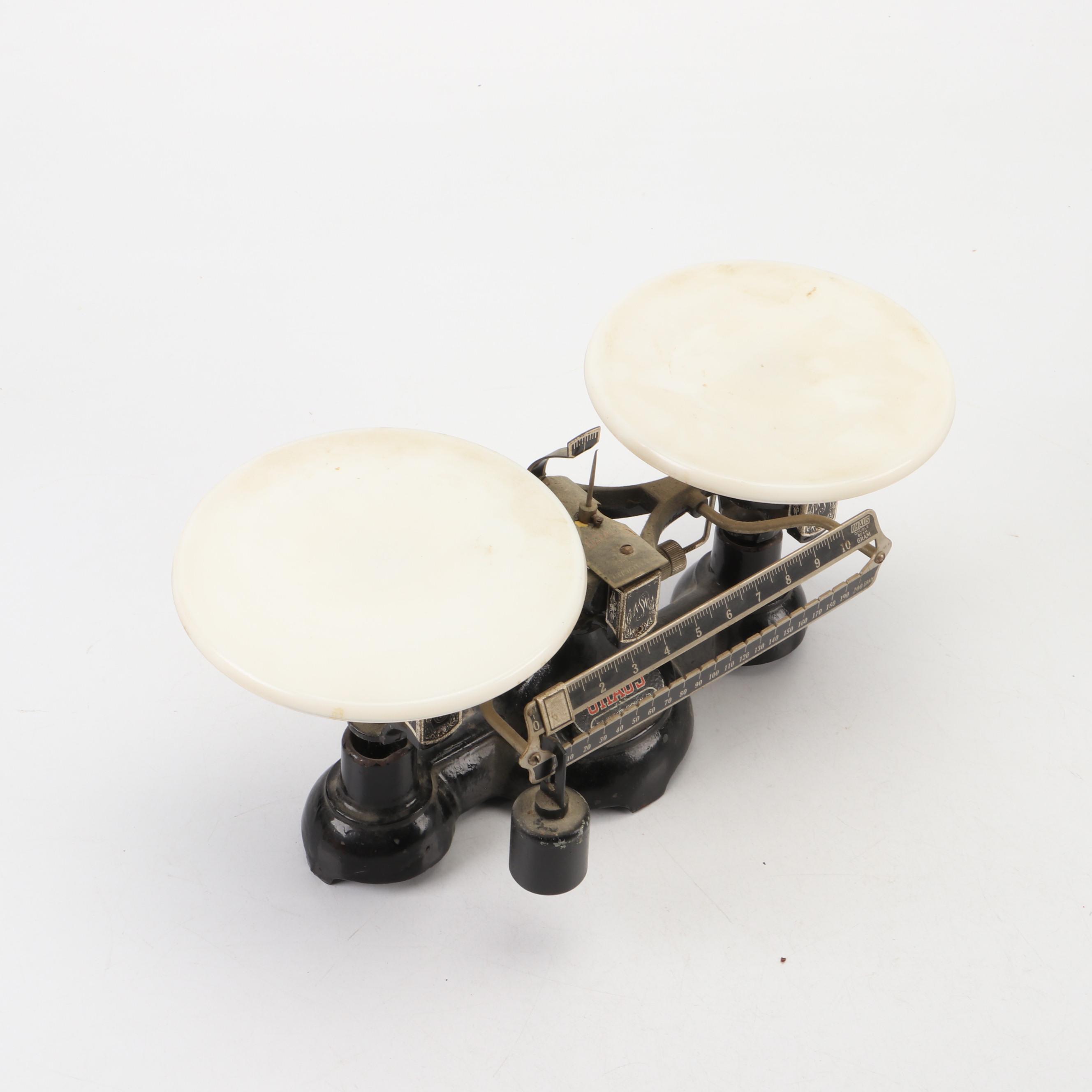 Ohaus Cast Iron Balance Scale with Weights