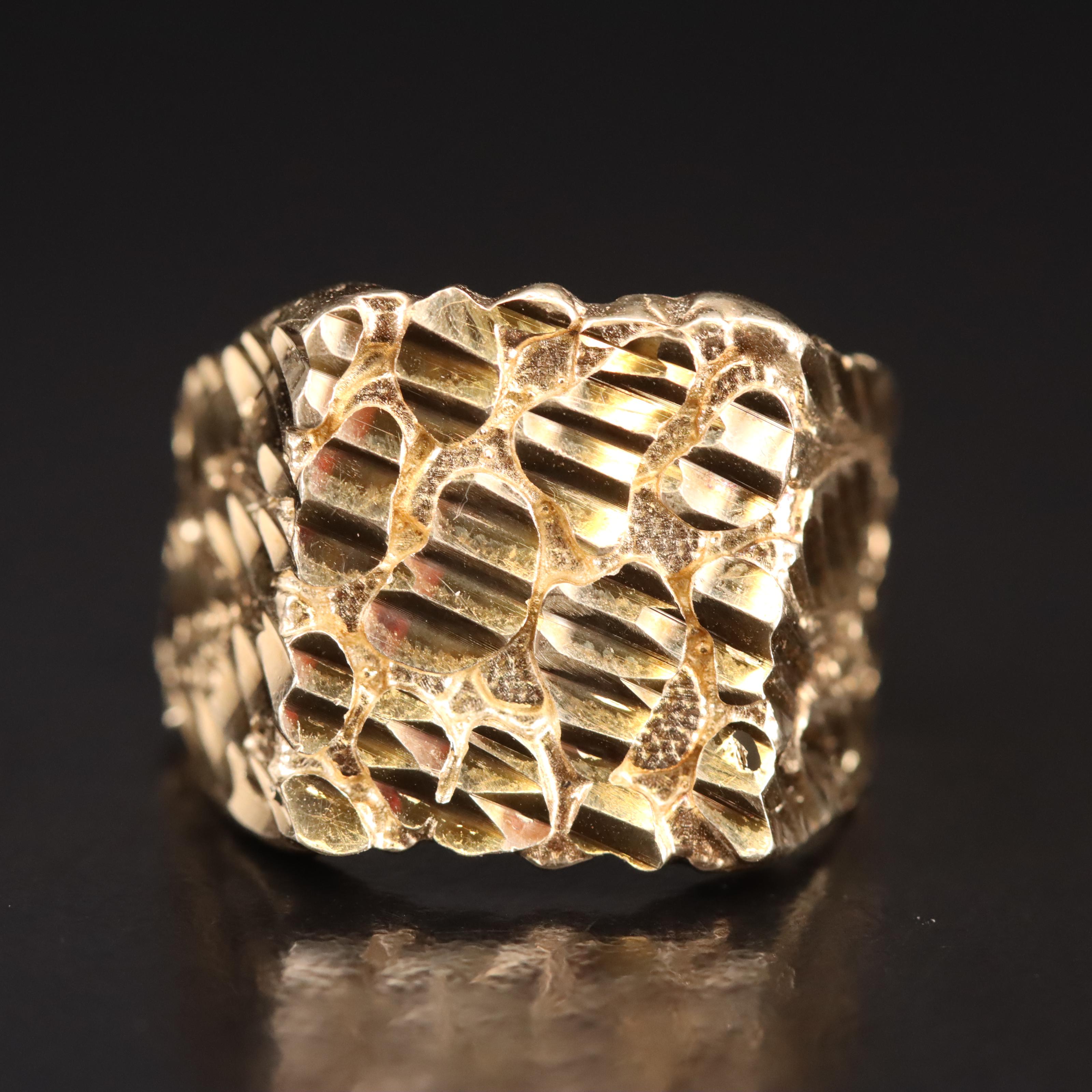 10K Ring with Diamond Cut Accents