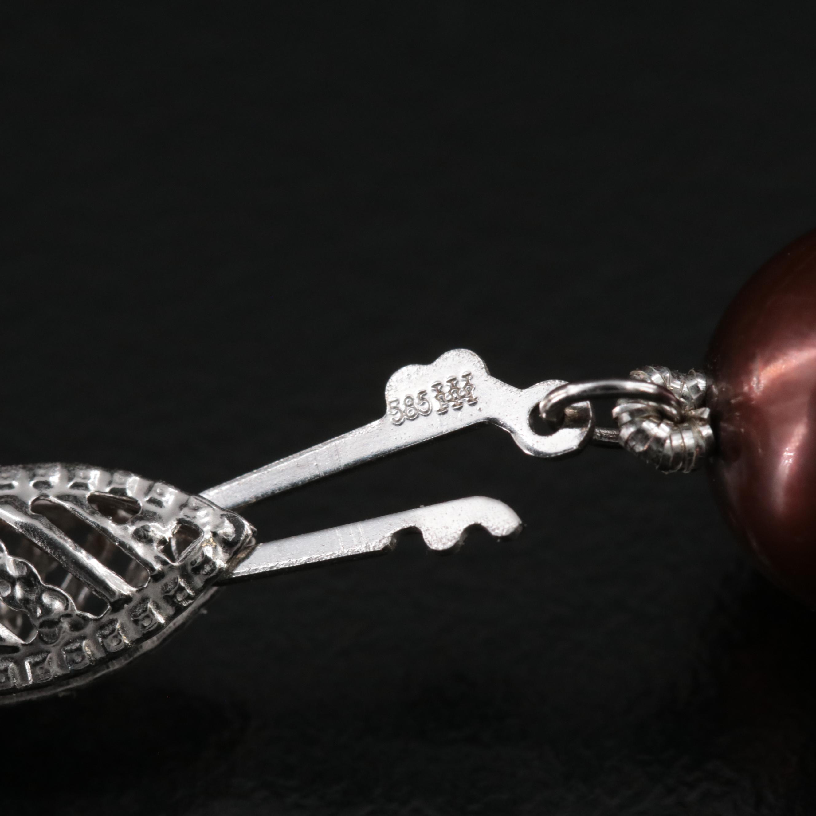 Pearl Necklace with 14K Clasp