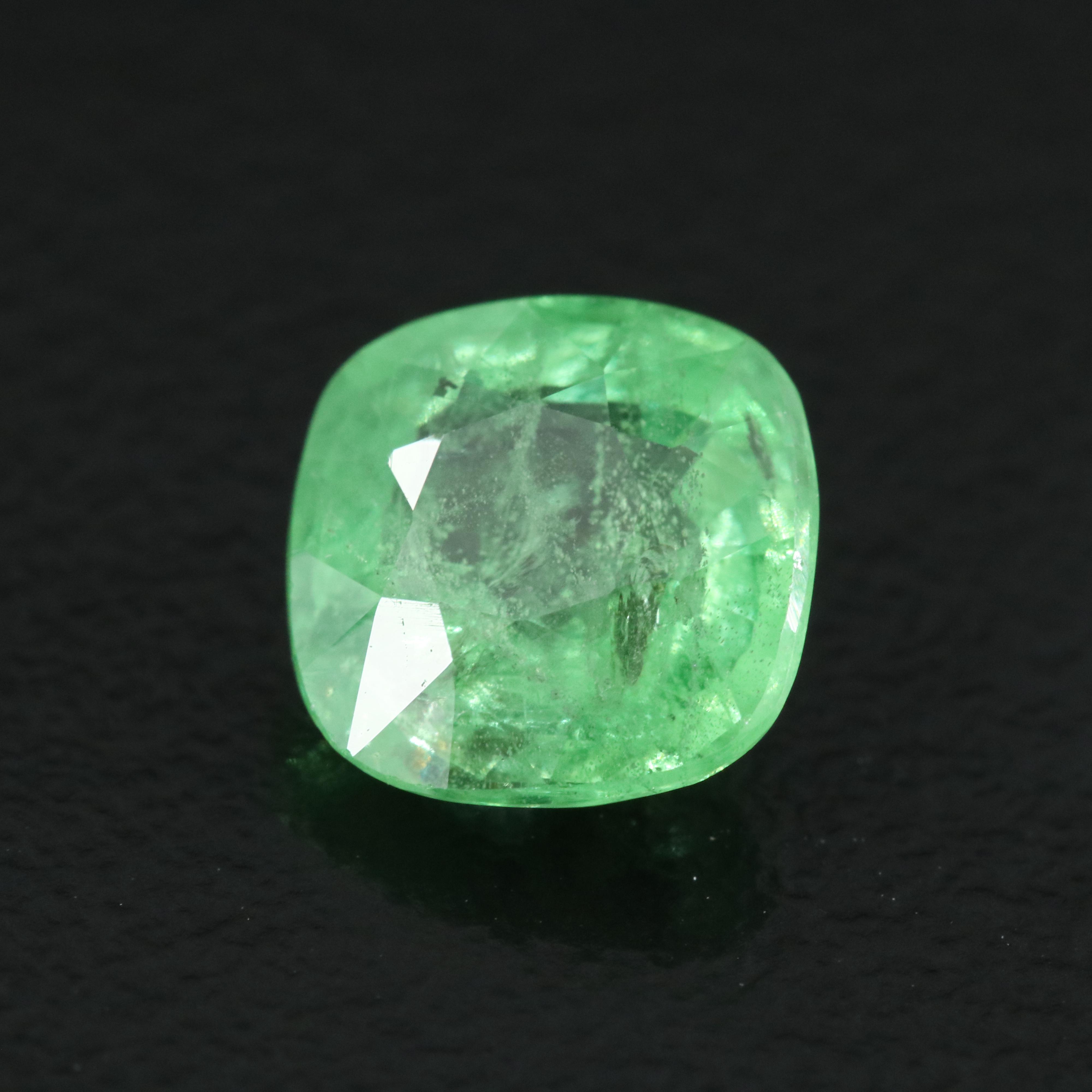 Loose 1.98 CT Tsavorite