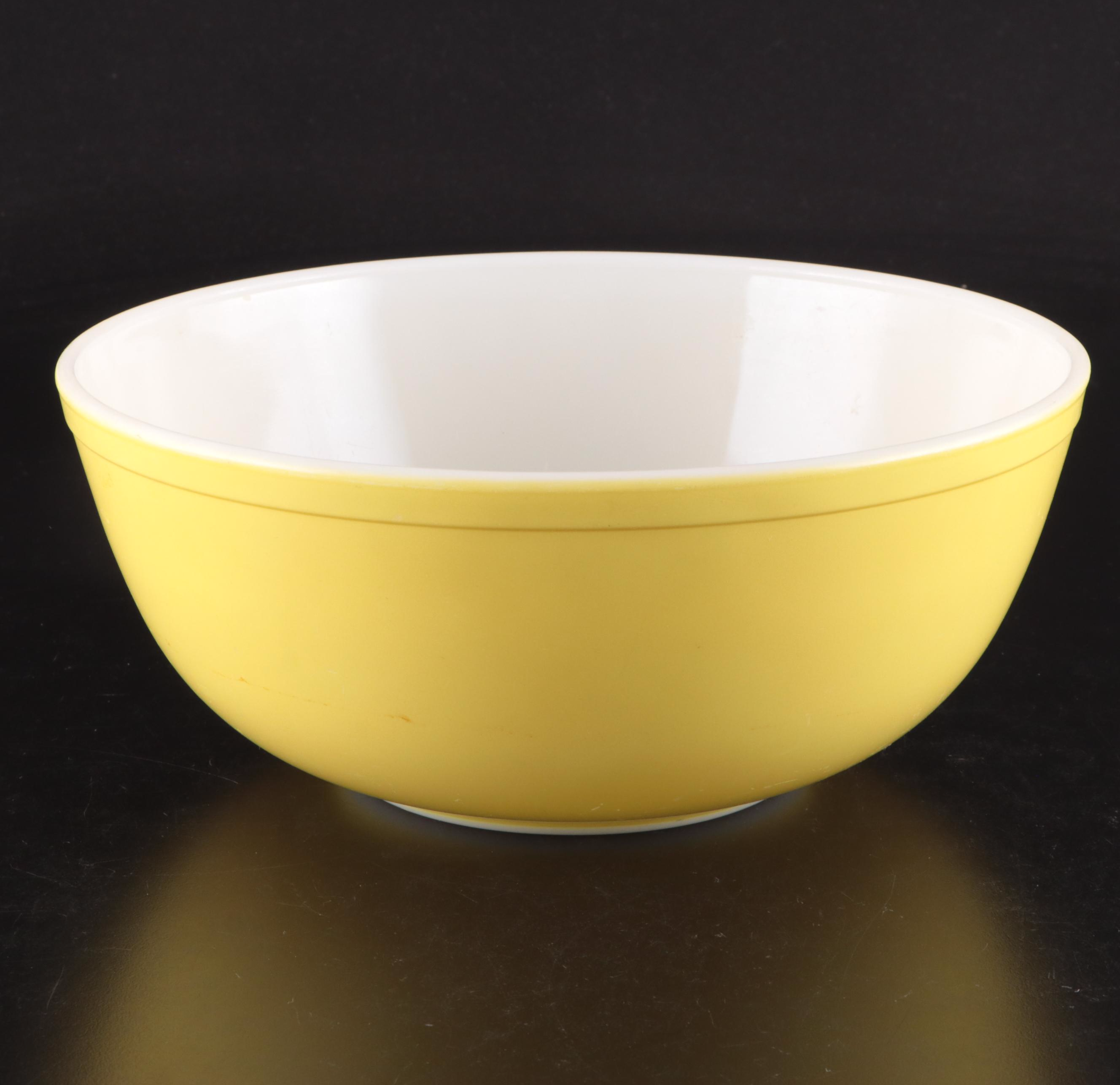 Pyrex "Solid Colors" Yellow Mixing Bowl with Turquoise Square Chip Bowl