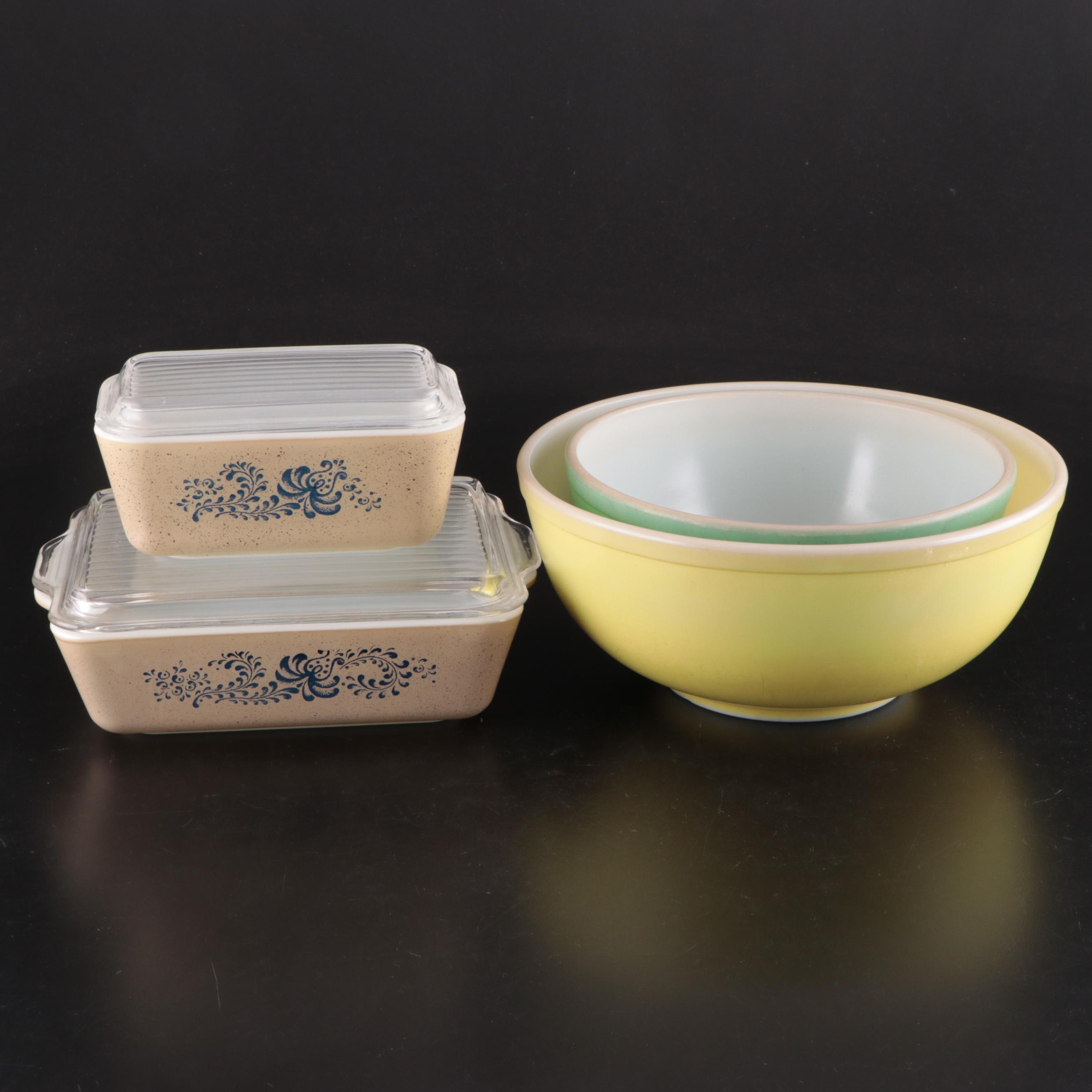 Pyrex Primary Colors Mixing Bowls with Other Refrigerator Dishes