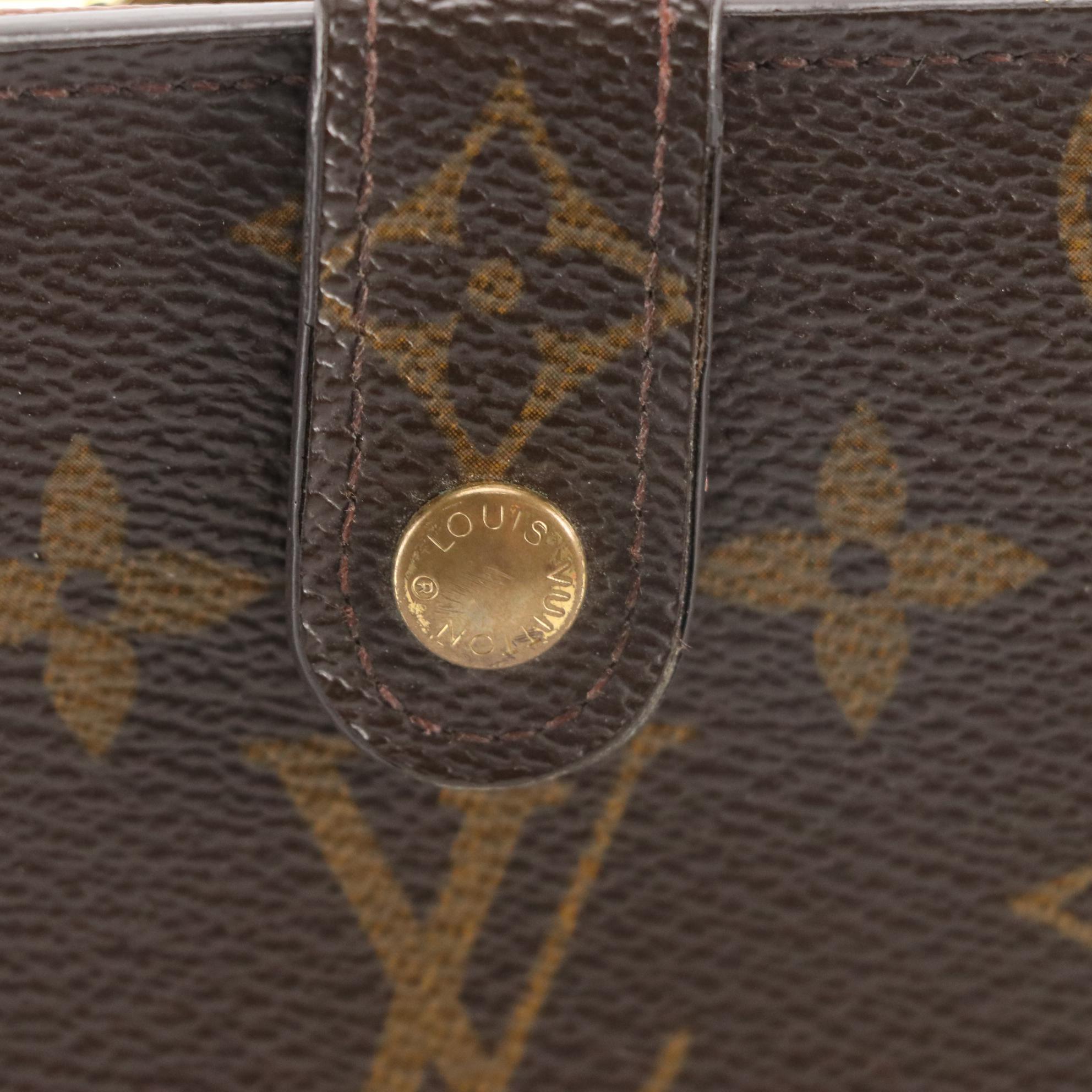 Louis Vuitton Porte Viennois Kiss Lock Coin Purse Wallet in Monogram Canvas
